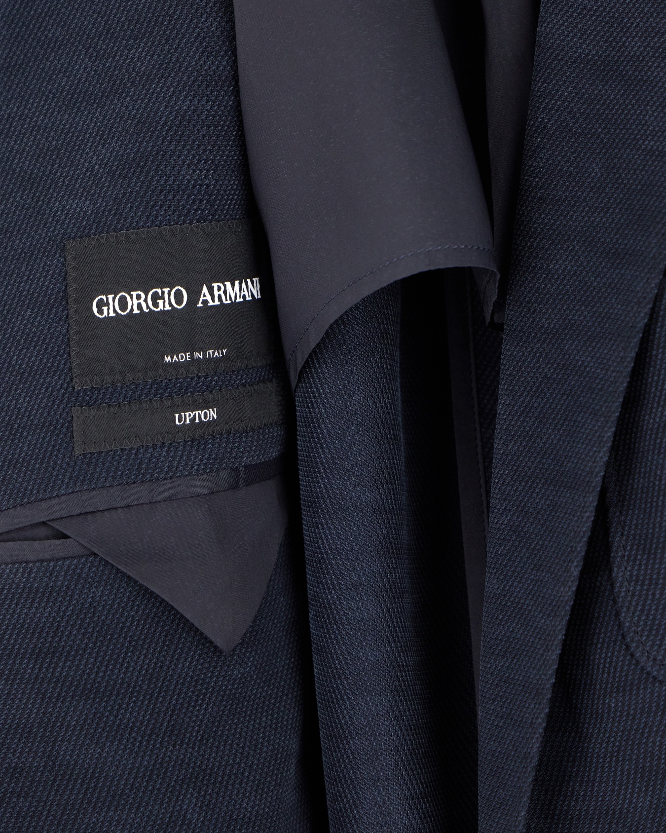 Single-breasted Upton jacket in cupro with peak lapels Slide 4