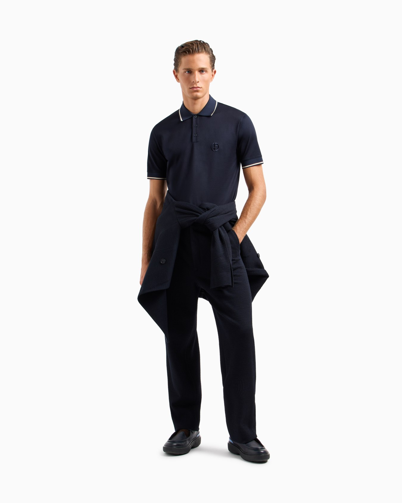 Short-sleeved polo shirt in silk and cotton jersey Slide 1