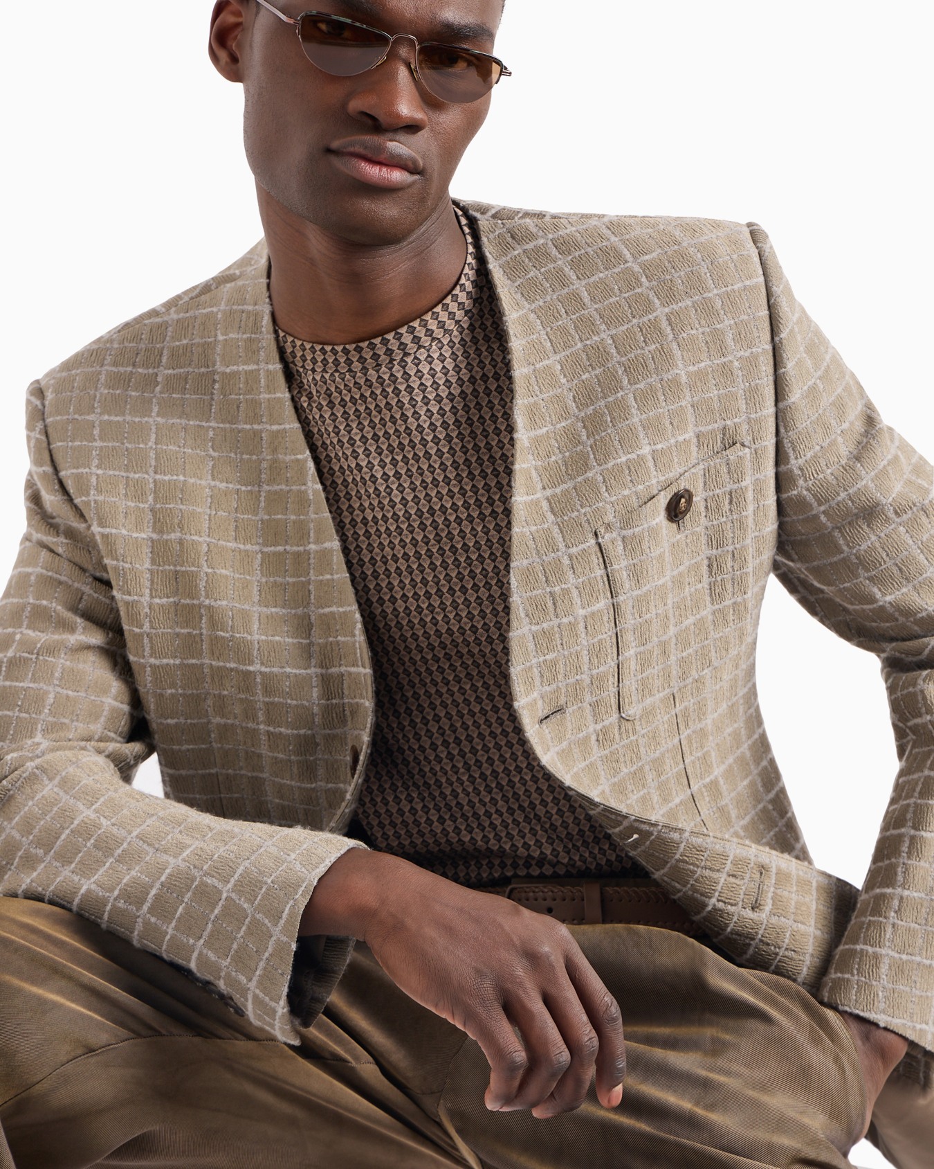 T-Shirt mit Rundhalsausschnitt aus Seiden- und Baumwolljacquard Folie 4