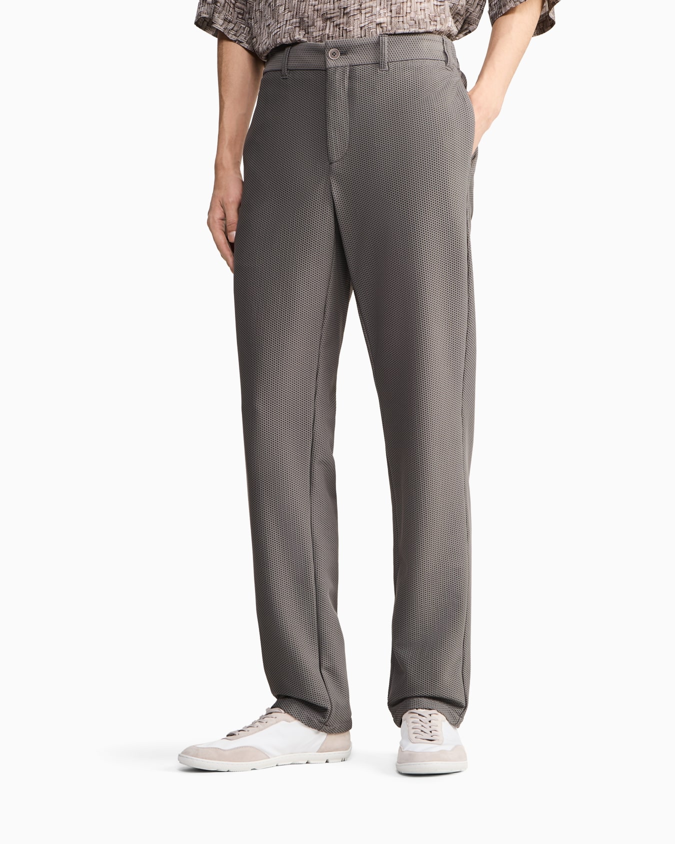 Pantalon sans pince en tissu gaufré technique Diapositive 3