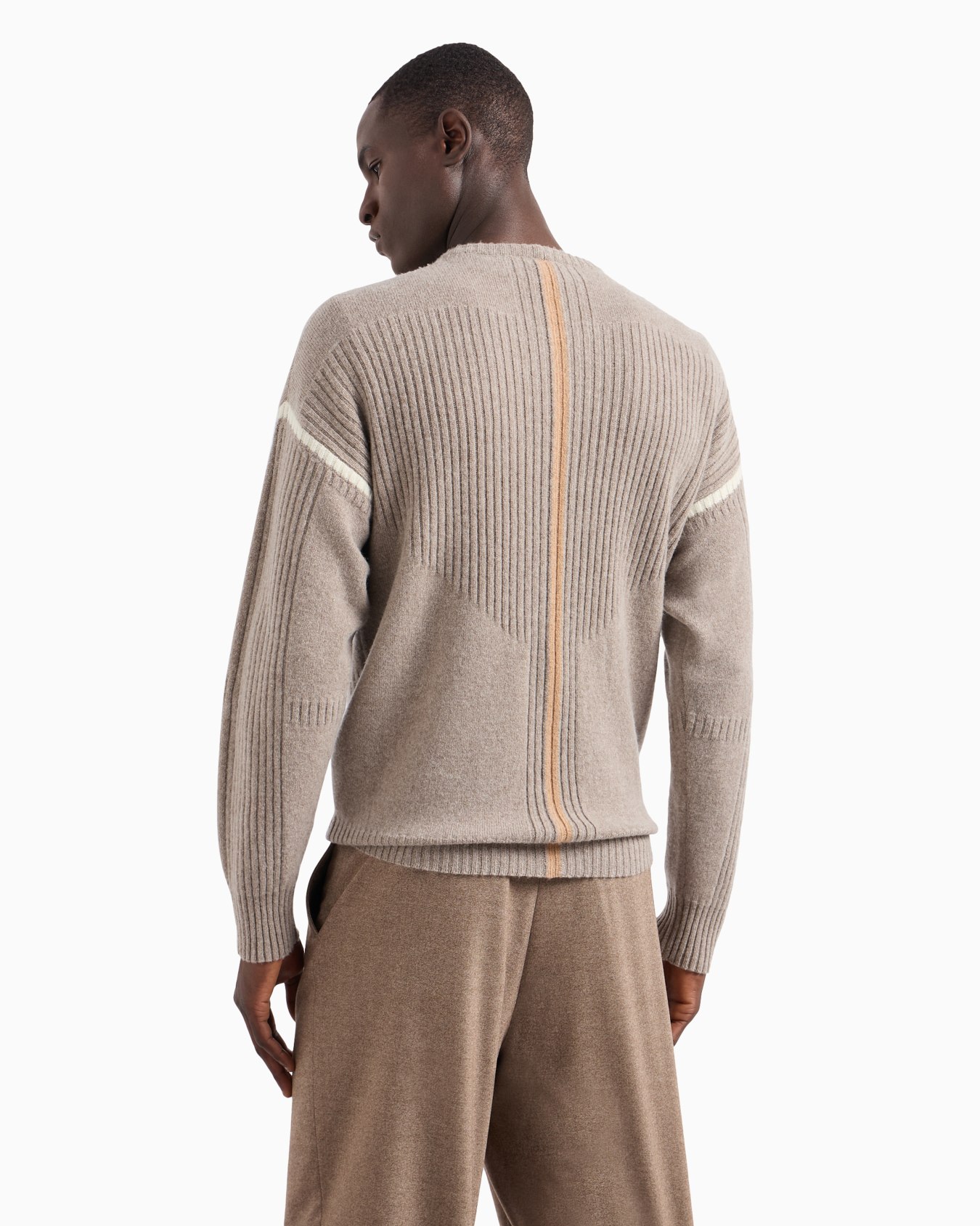 Crew-neck jumper in virgin wool and cashmere Slide 2