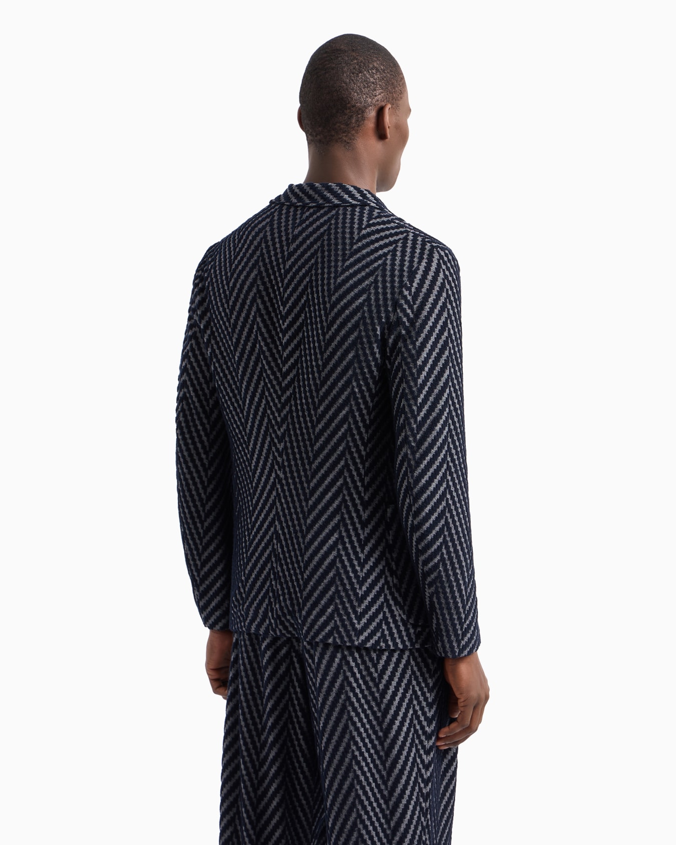 Single-breasted jacket in viscose and cotton-blend chevron jacquard jersey Slide 2