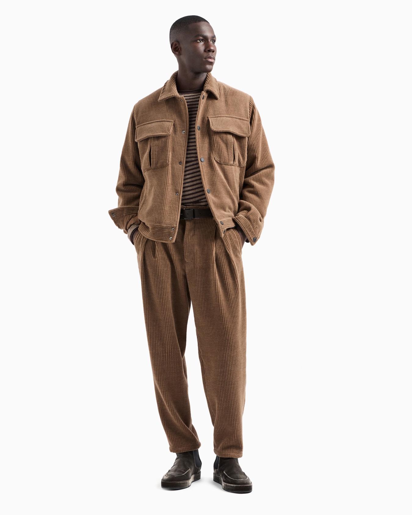 Pullover mit Rundhalsausschnitt aus Schurwolle, Kaschmir und Bouclé-Seide Folie 4