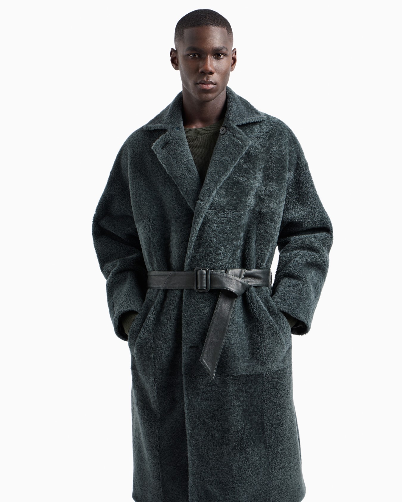 Long shearling coat Slide 6
