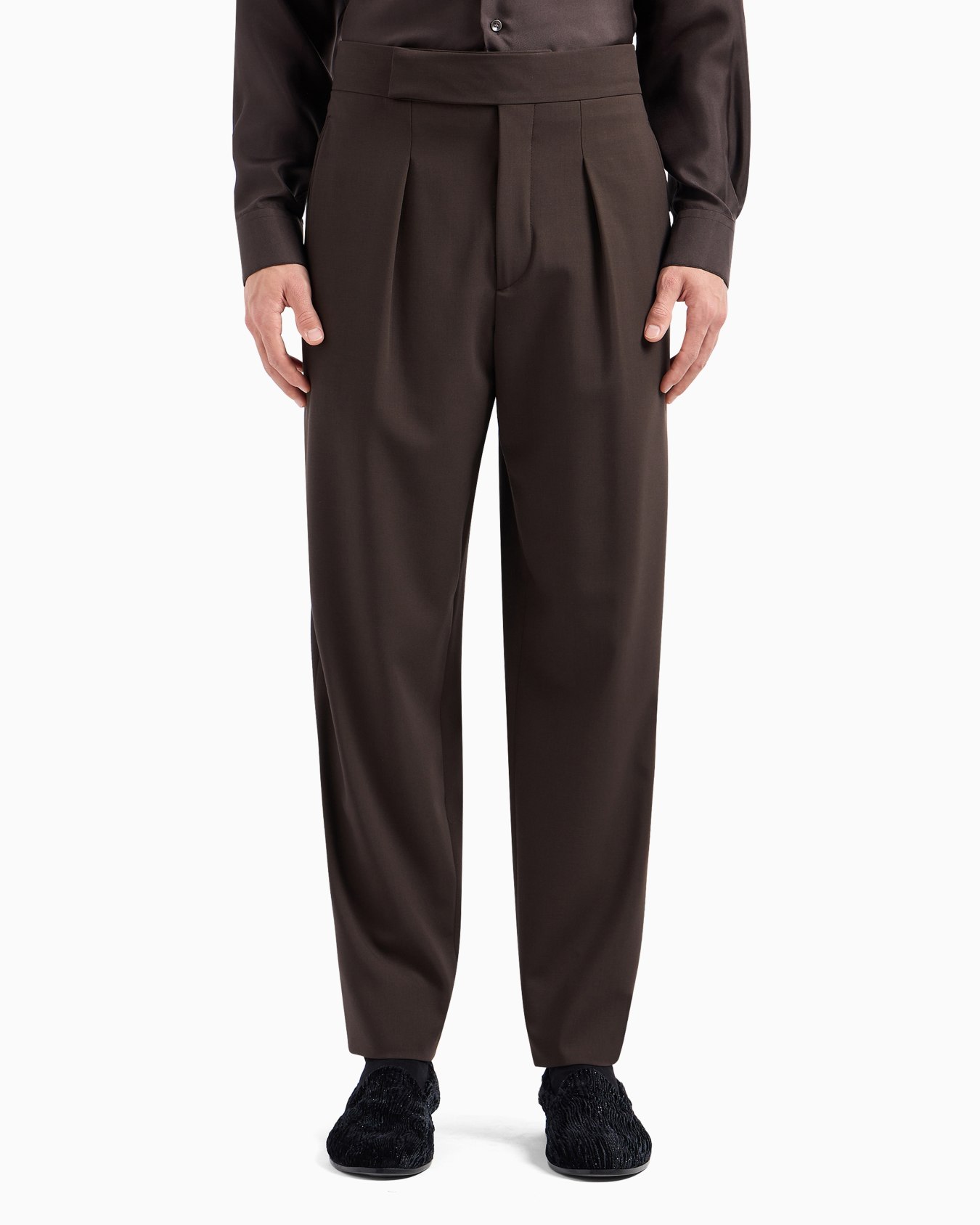 Single-pleat, pure wool-crêpe trousers Slide 2