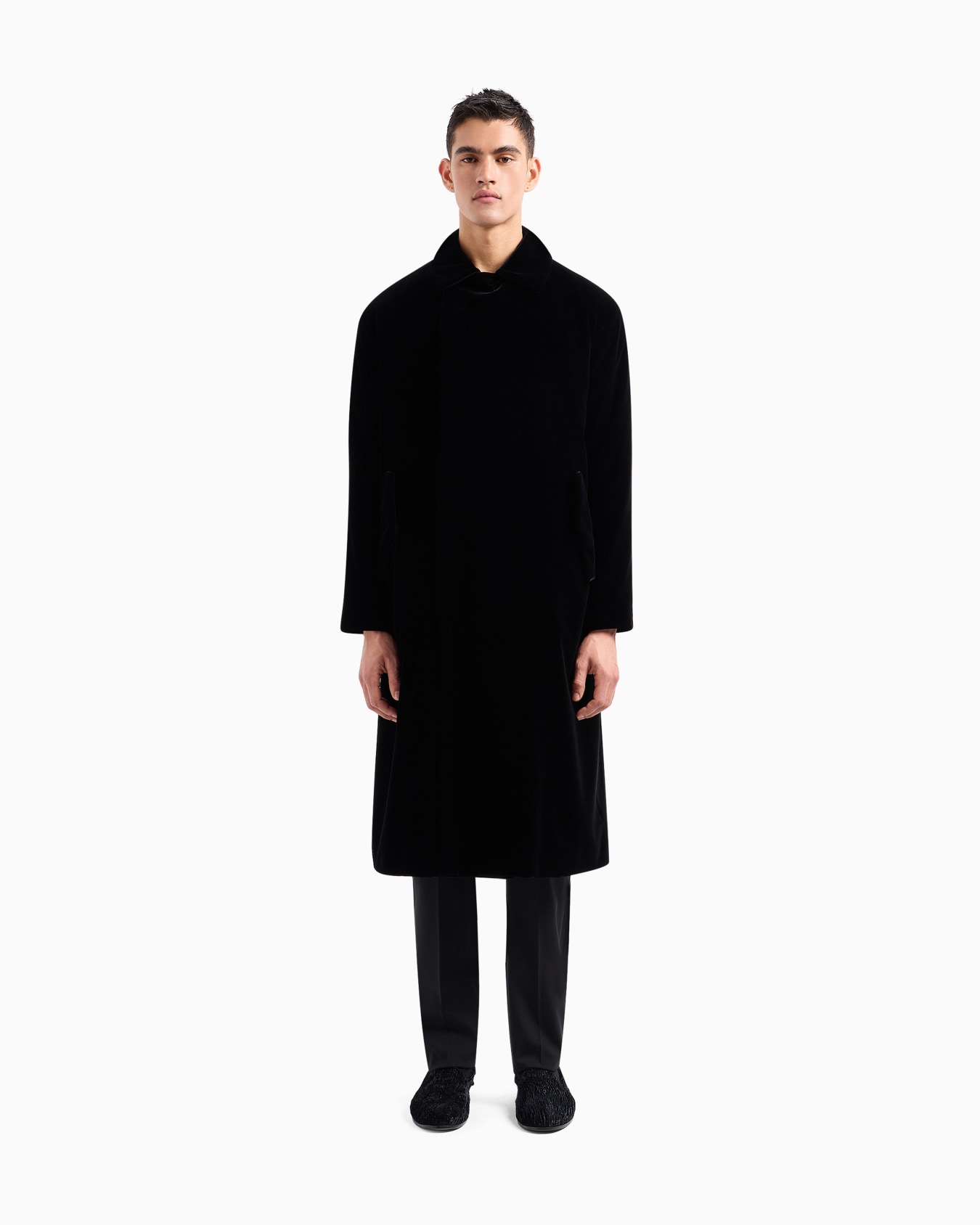 Giorgio's long velvet coat Slide 4