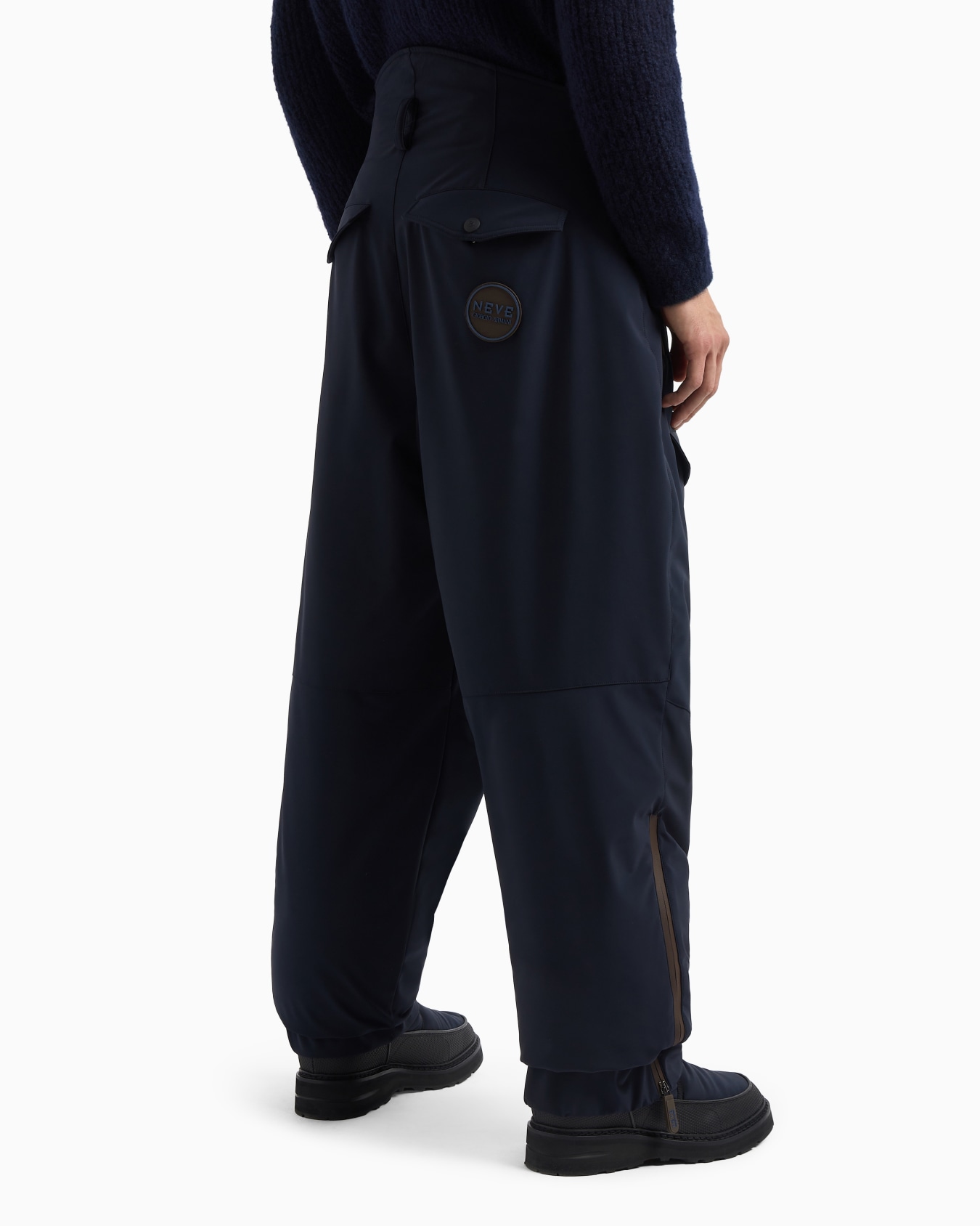 Giorgio Armani Neve ski trousers in waterproof fabric Slide 3