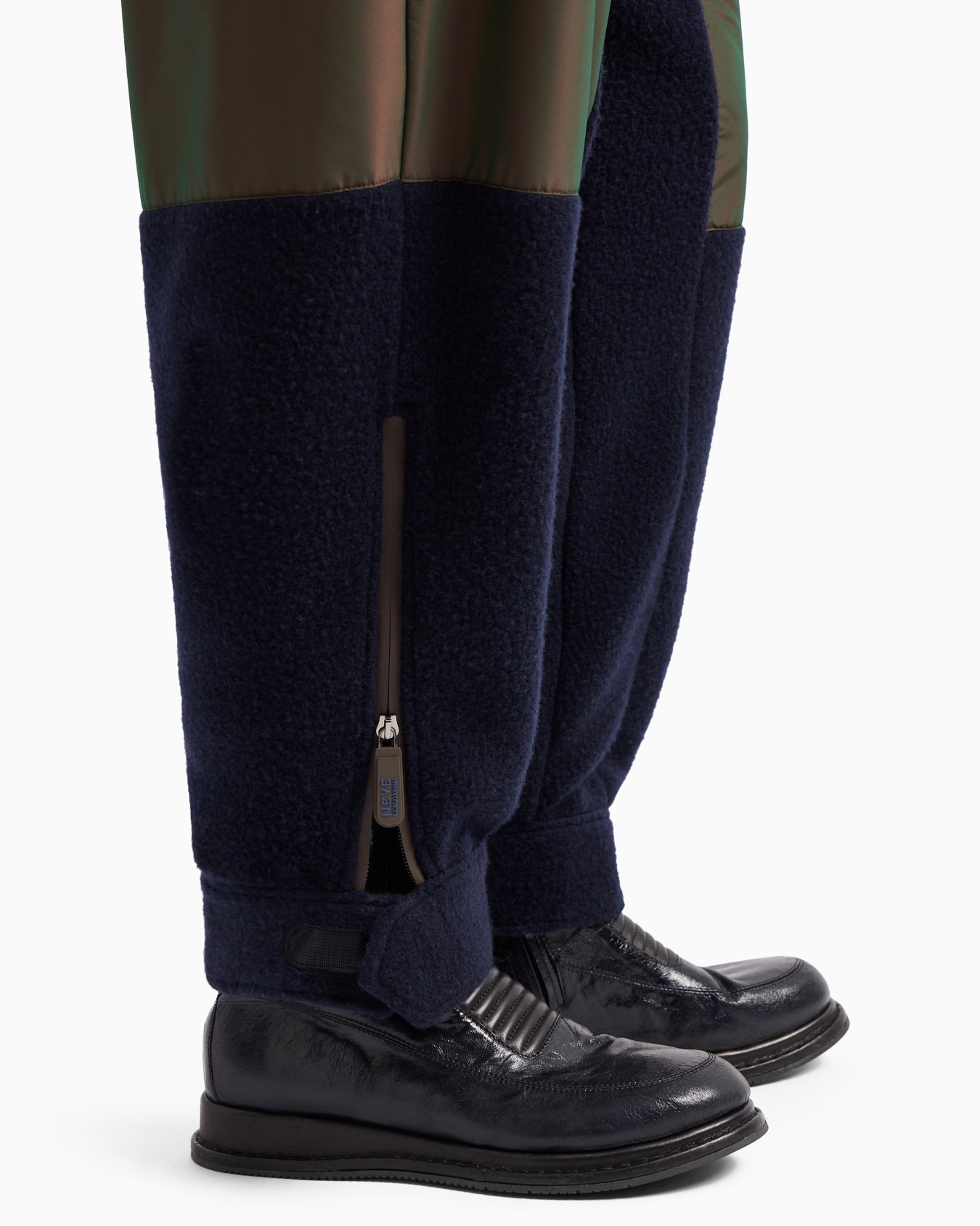 Giorgio Armani Neve wool and cashmere trousers Slide 6