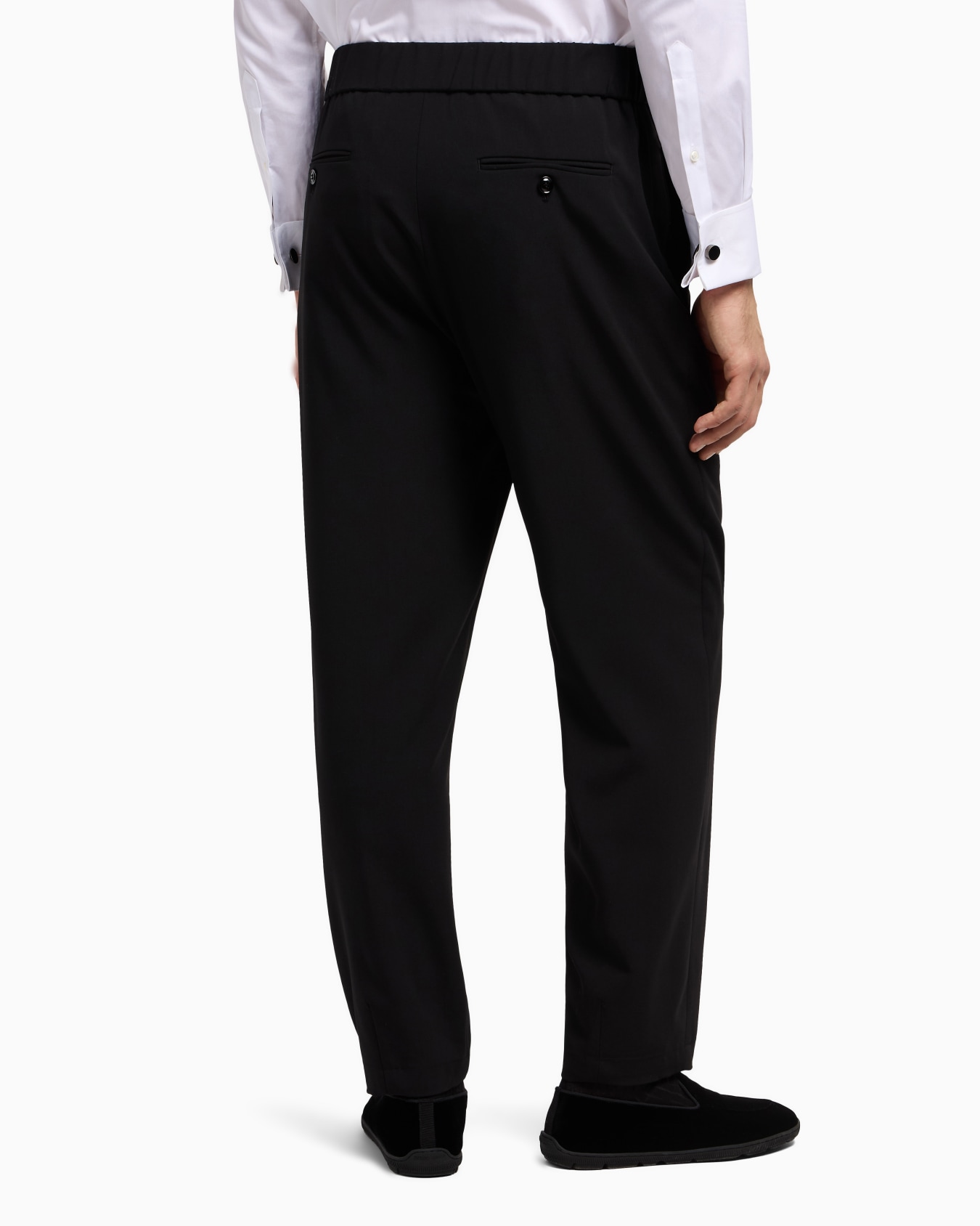 Single-pleat, pure virgin wool crêpe trousers Slide 3