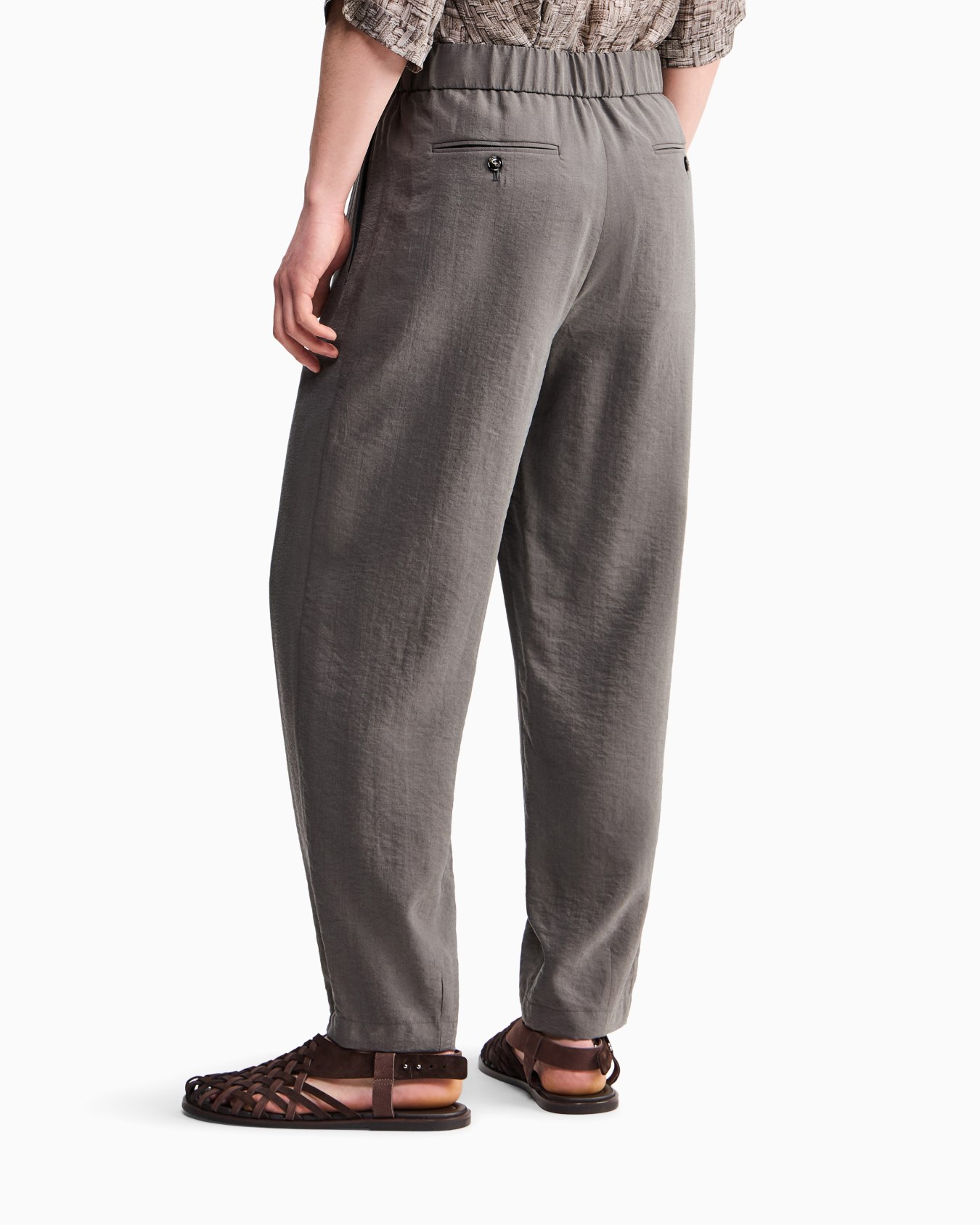 Washed, silk-blend, single-pleat trousers Slide 5