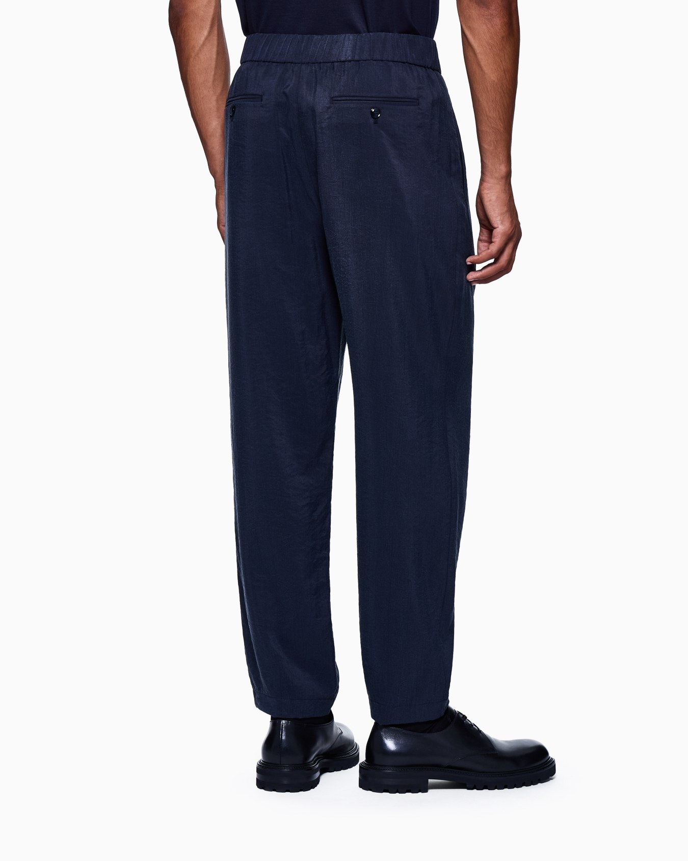 Washed, silk-blend, single-pleat trousers Slide 5