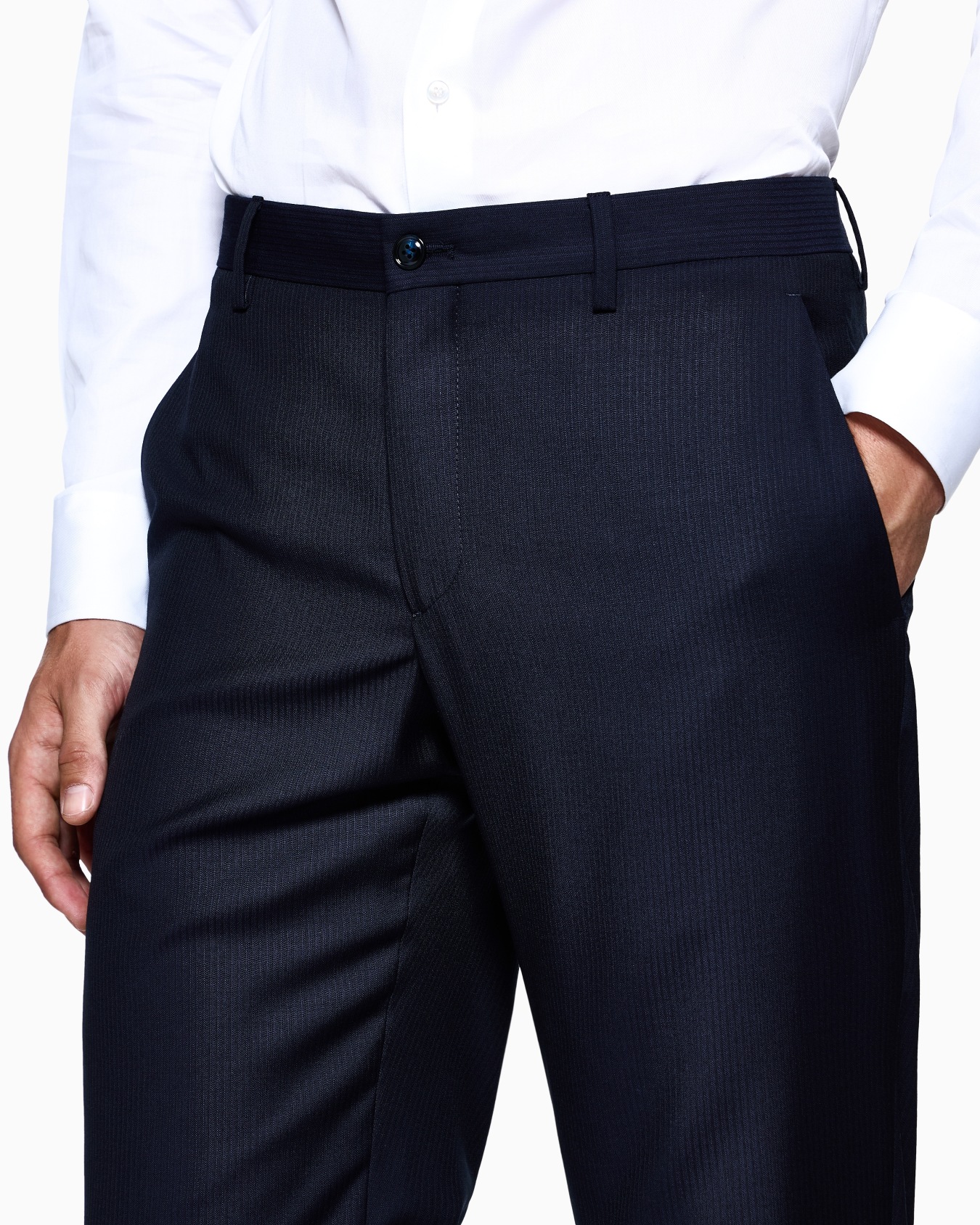 Einreihiger Anzug der Soho-Linie aus Schurwolle mit Mikro-Nadelstreifenmuster Folie 4