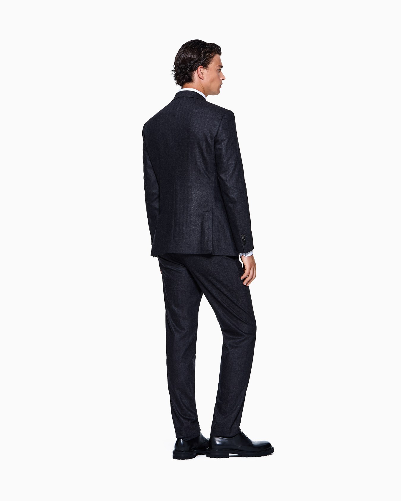 Soho Line Single-breasted suit in chevron virgin wool and cashmere Slide 2