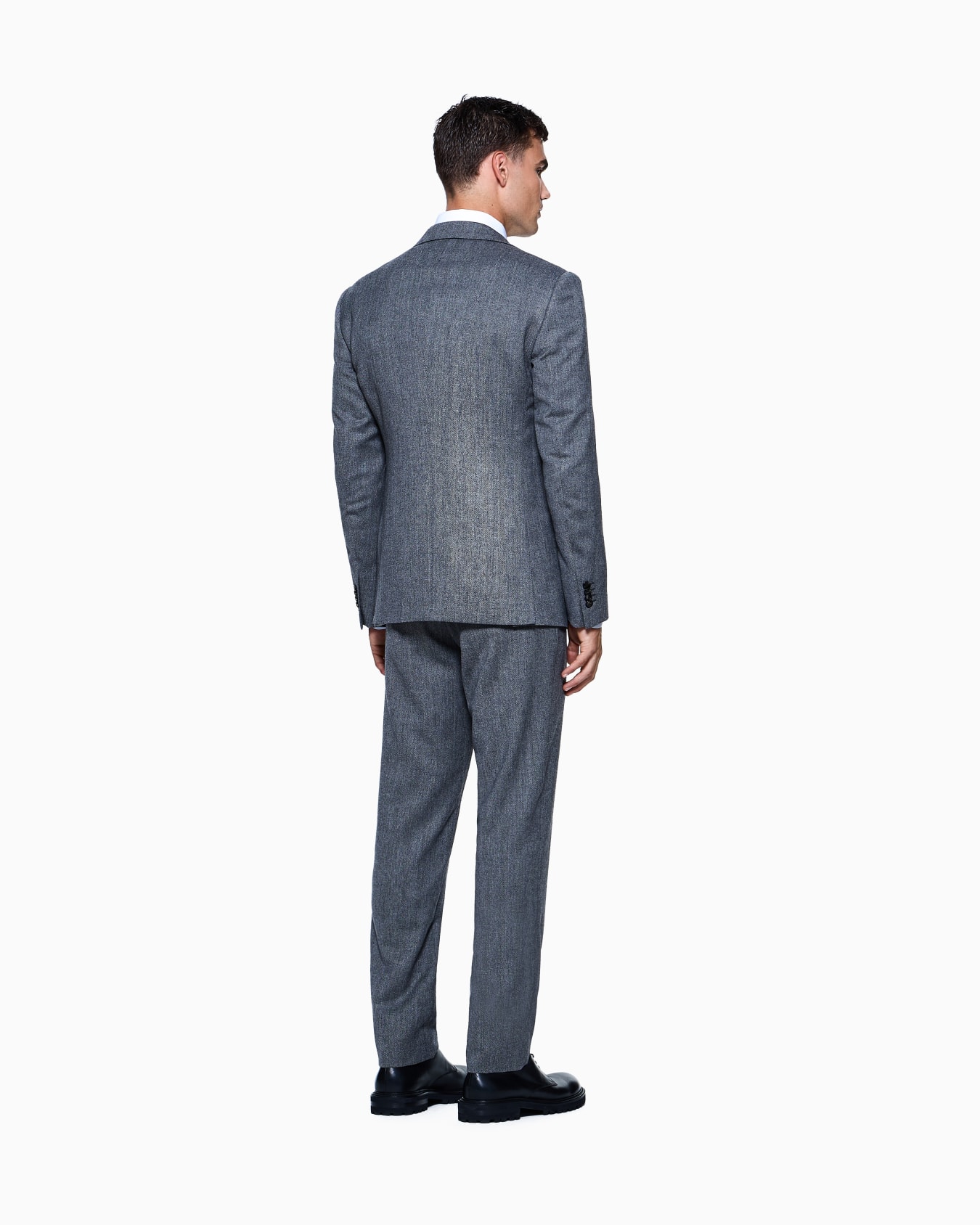 Soho Line double-breasted suit in chevron virgin wool and cashmere Slide 2