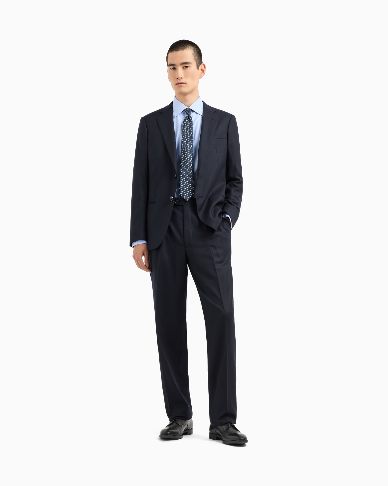 Costume à simple boutonnage gamme Soho en tissu de laine vierge Diapositive 1