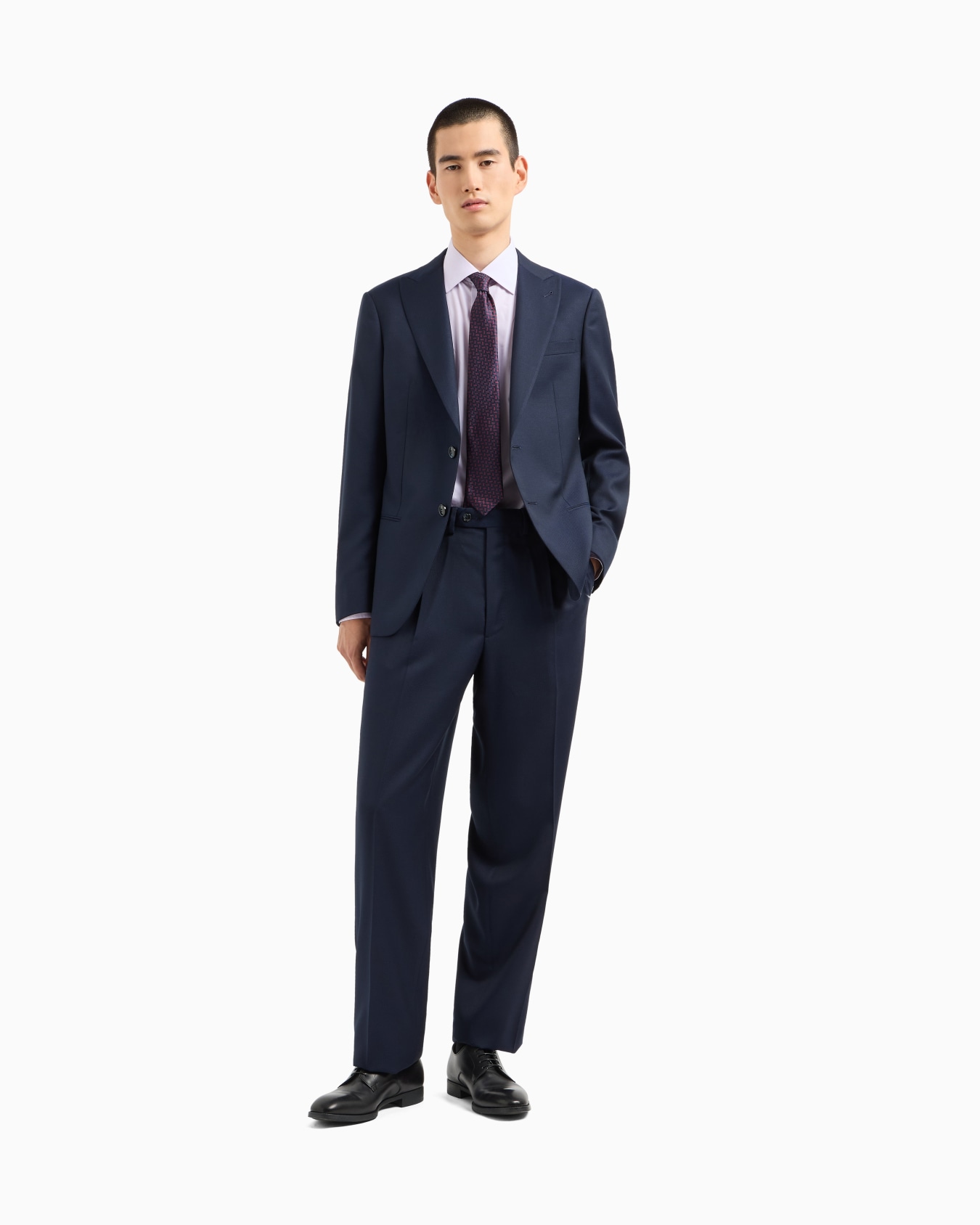 Single-breasted Soho line suit in virgin wool armure Slide 1