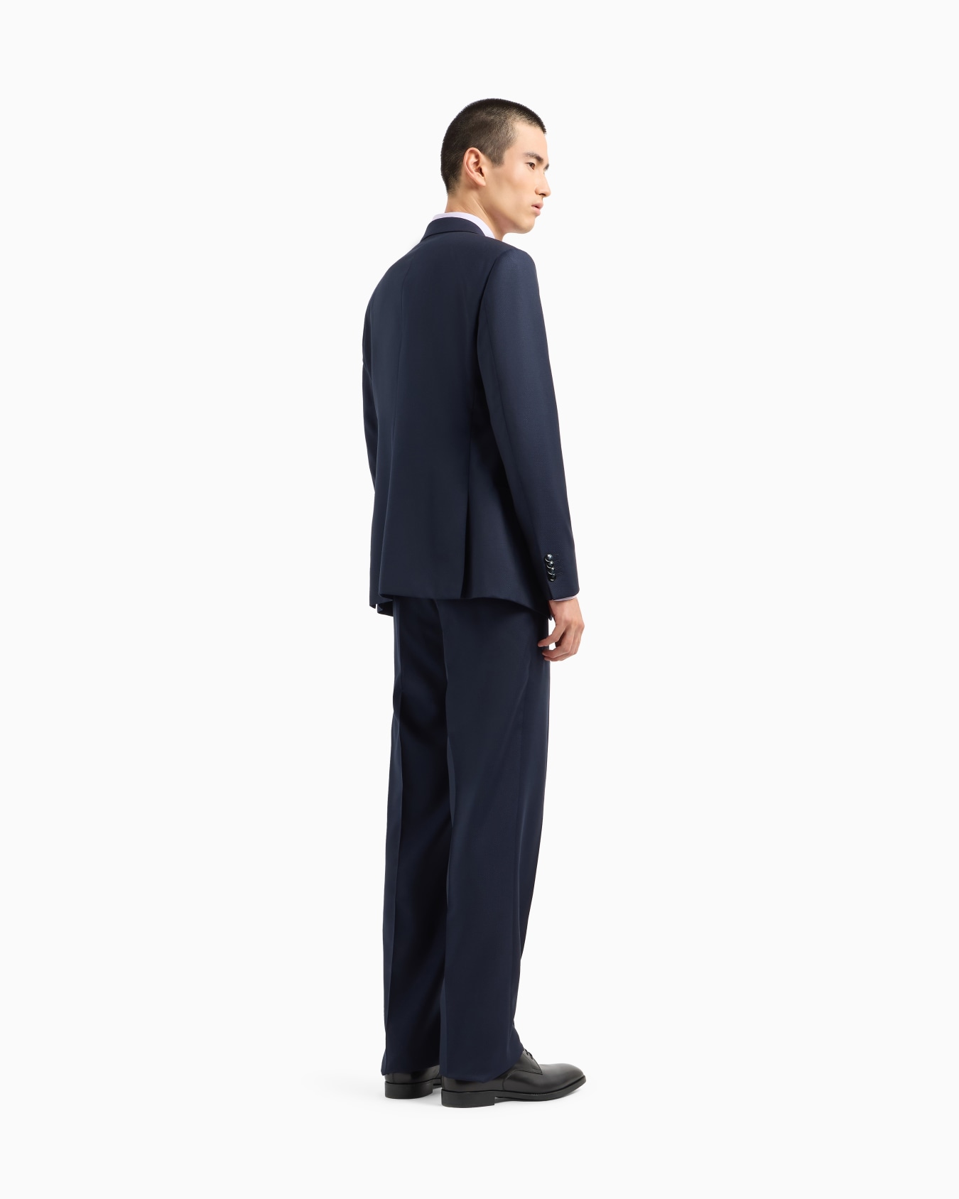 Single-breasted Soho line suit in virgin wool armure Slide 2