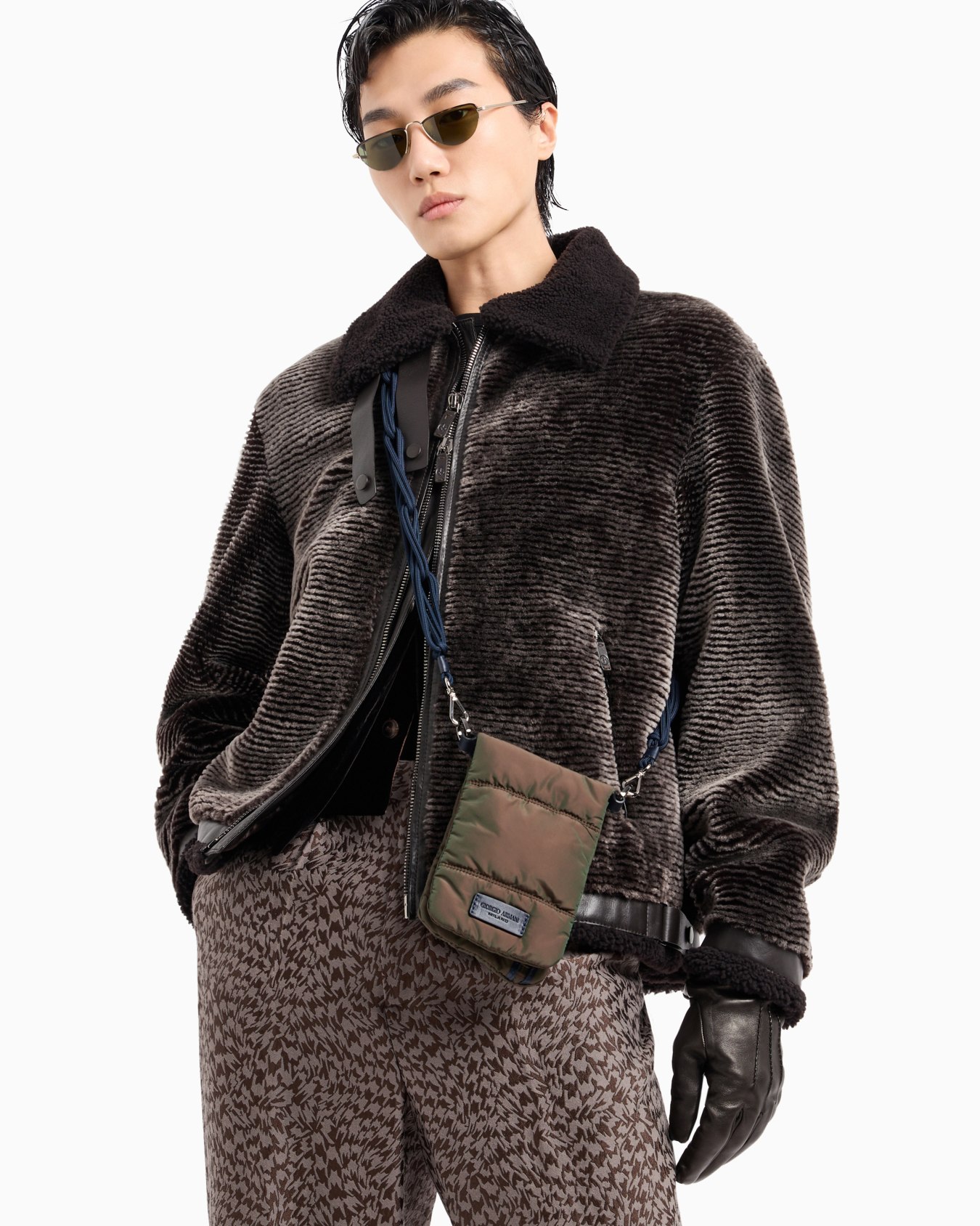 Giorgio Armani Neve mobile phone holder in leather and iridescent nylon Slide 5