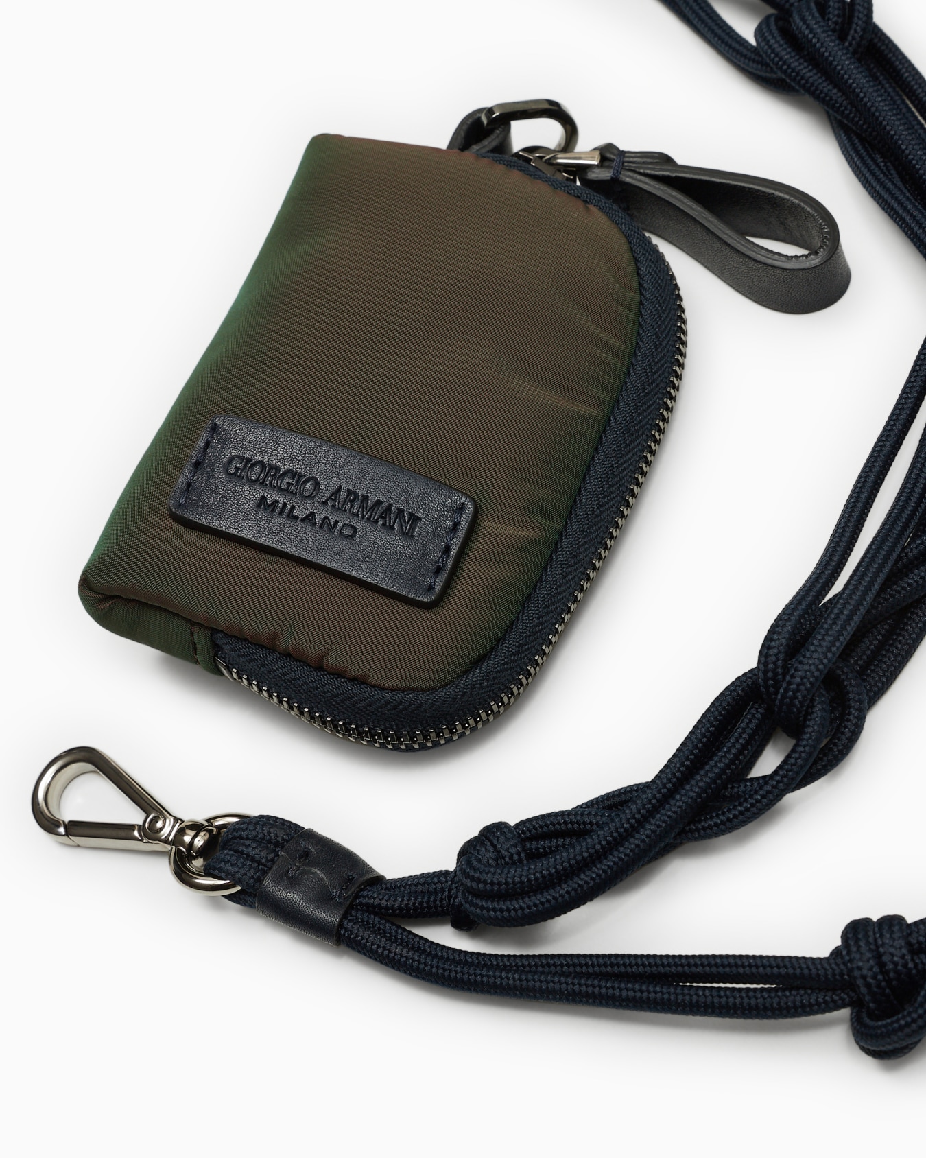 Giorgio Armani Neve card holder in leather and iridescent nylon Slide 3