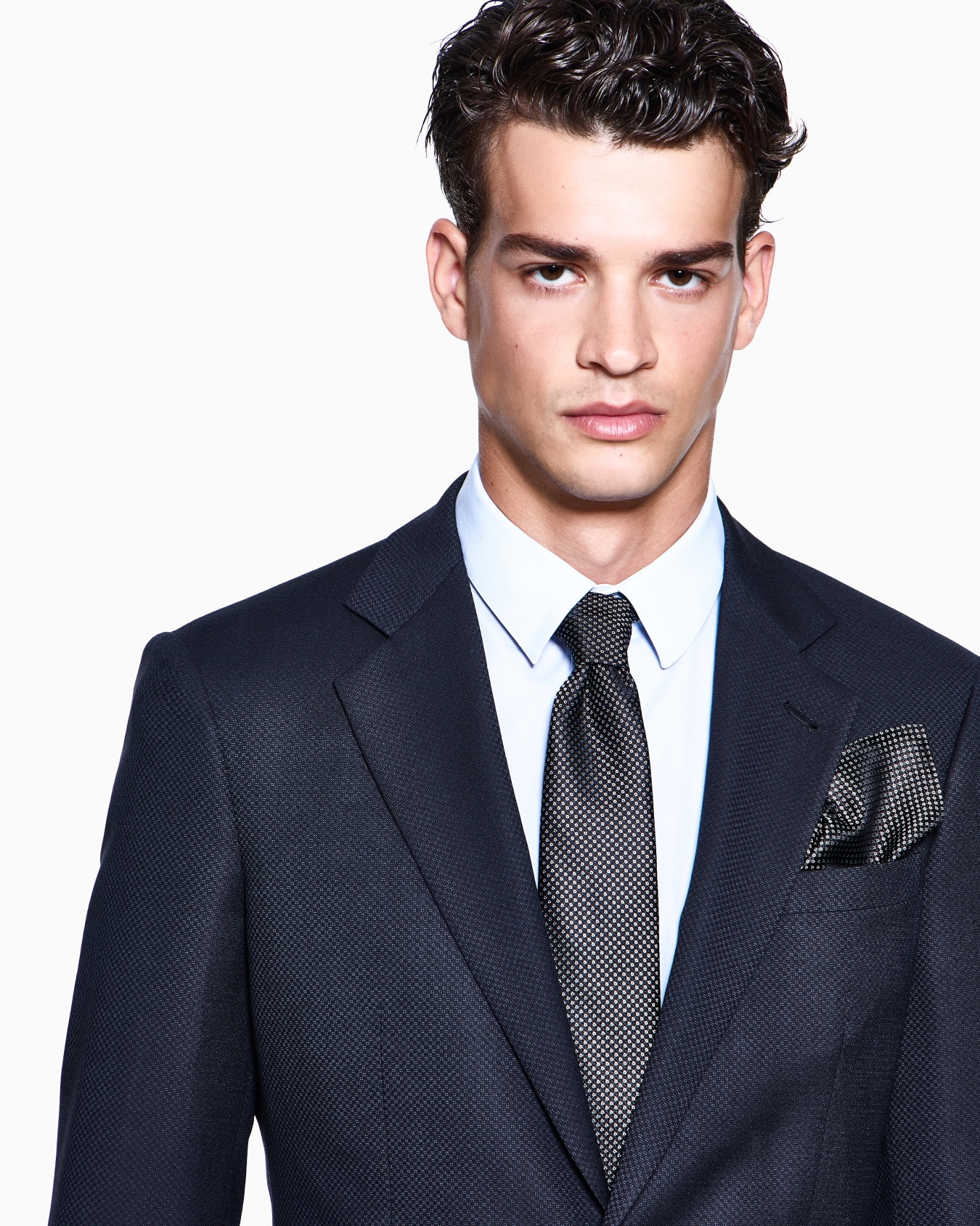 Silk tie with jacquard micro-pattern Slide 2