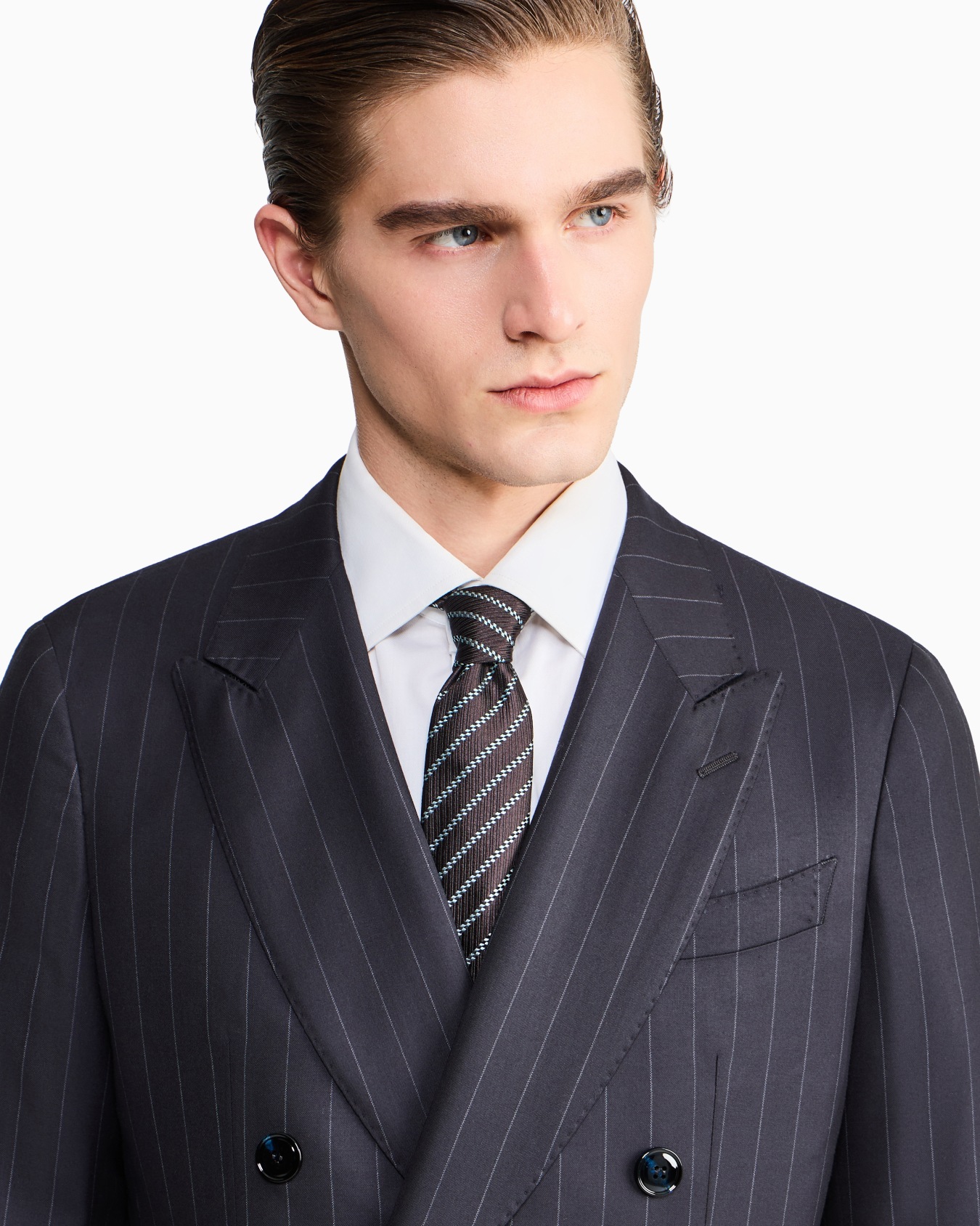 Pure silk tie with jacquard stripes Slide 2