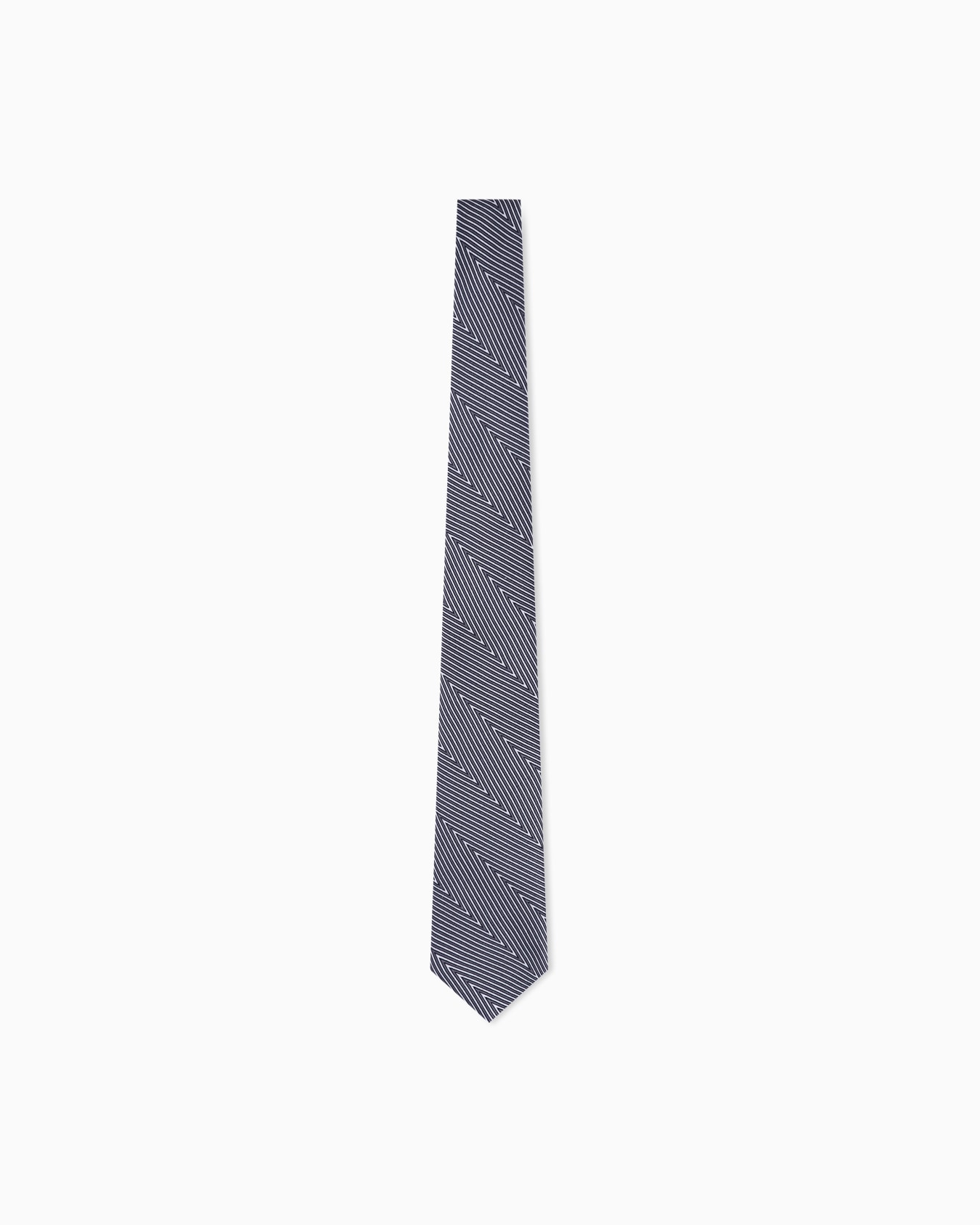 Tie in silk Slide 0