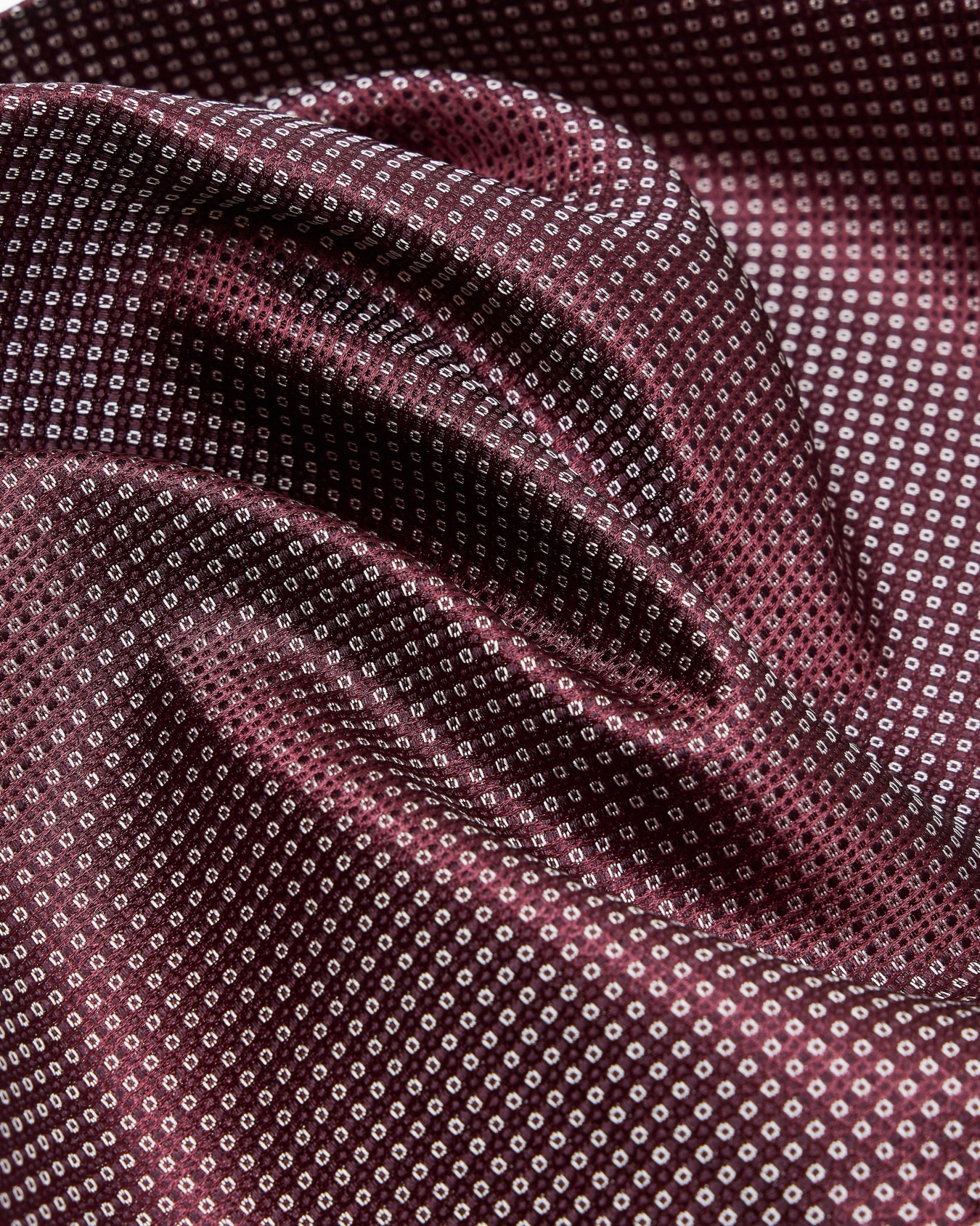Geometric silk jacquard pocket square Slide 1