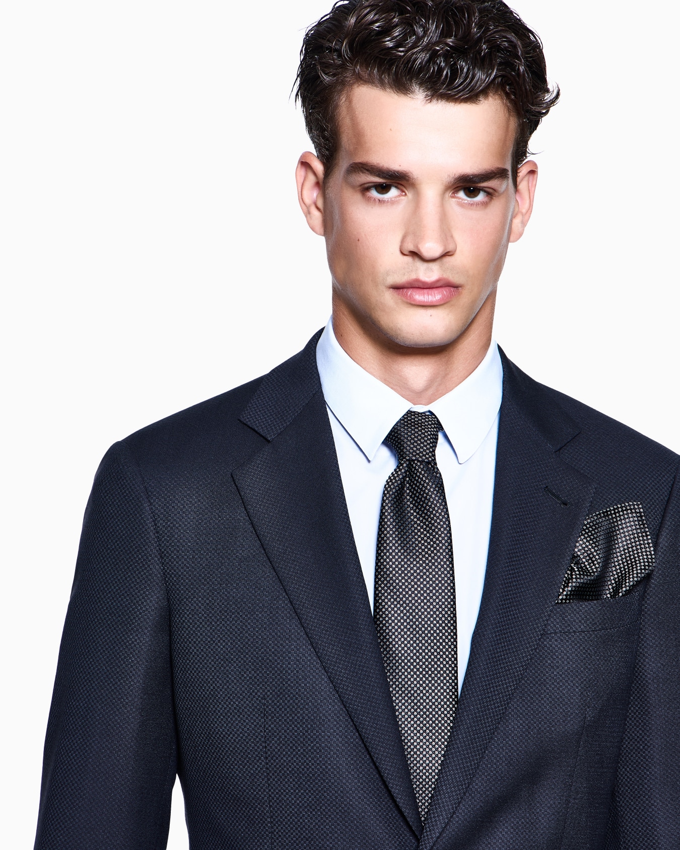 Geometric silk jacquard pocket square Slide 2