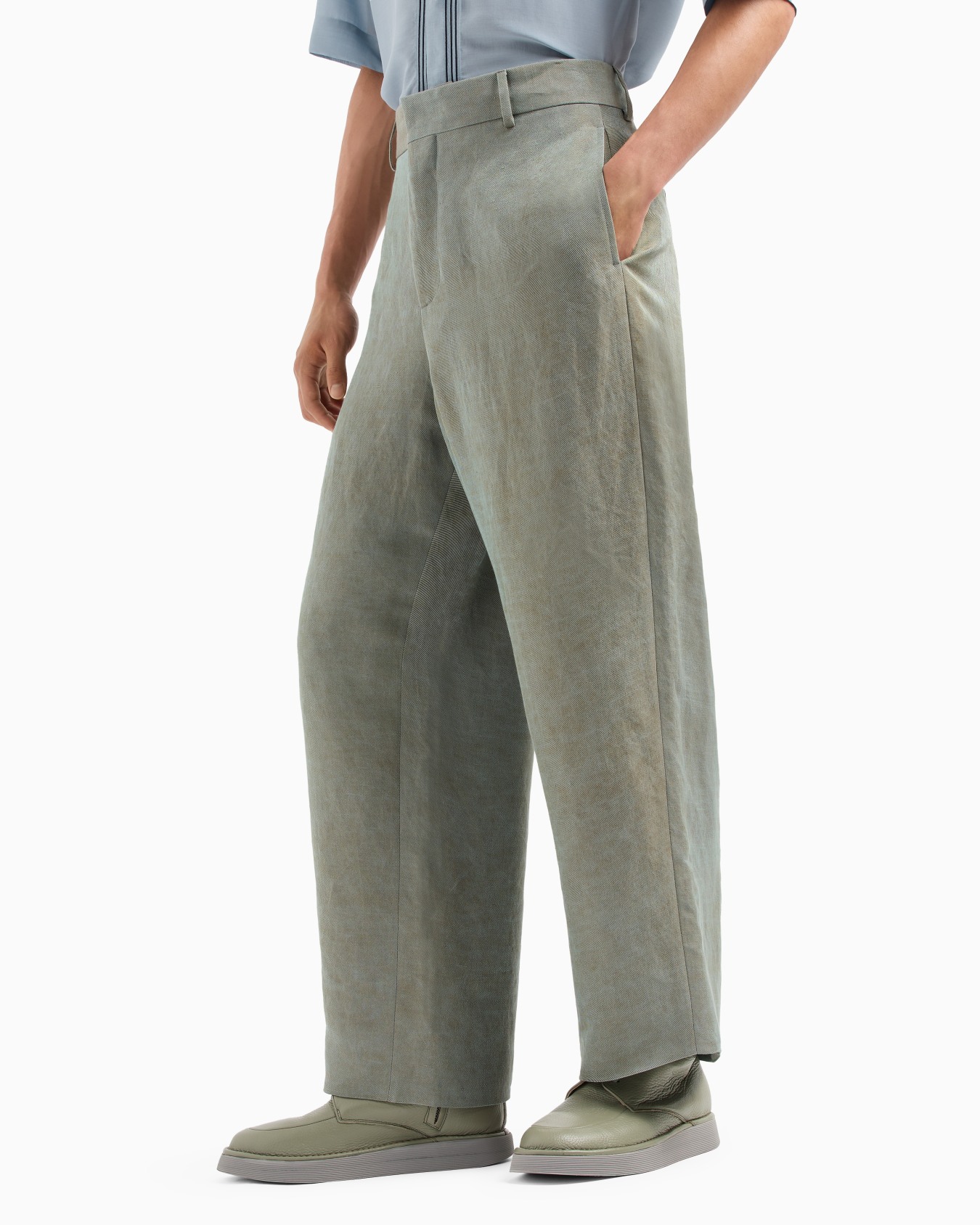 Flat-front trousers in iridescent linen twill Slide 4