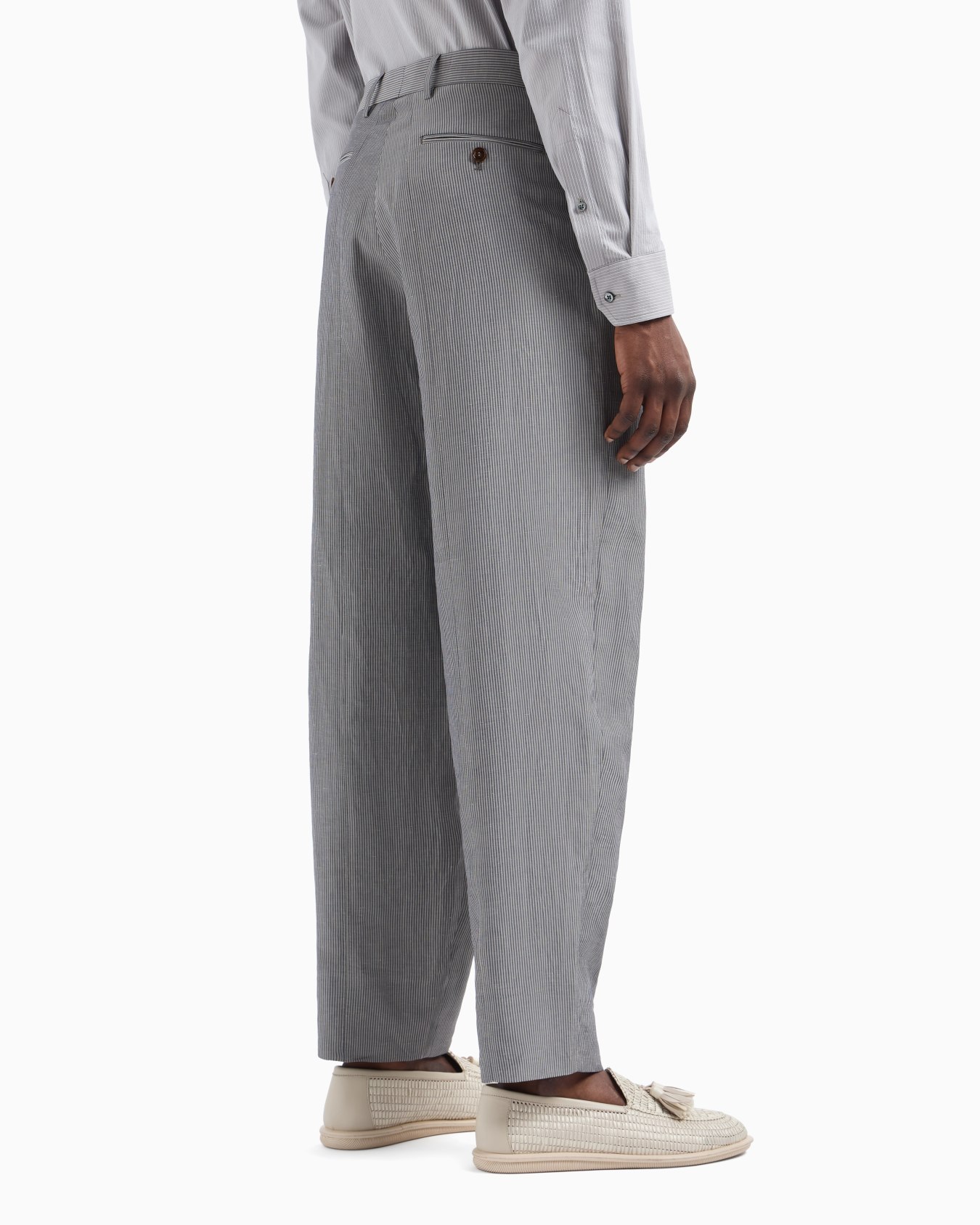 Striped viscose and linen single-pleat trousers Slide 3