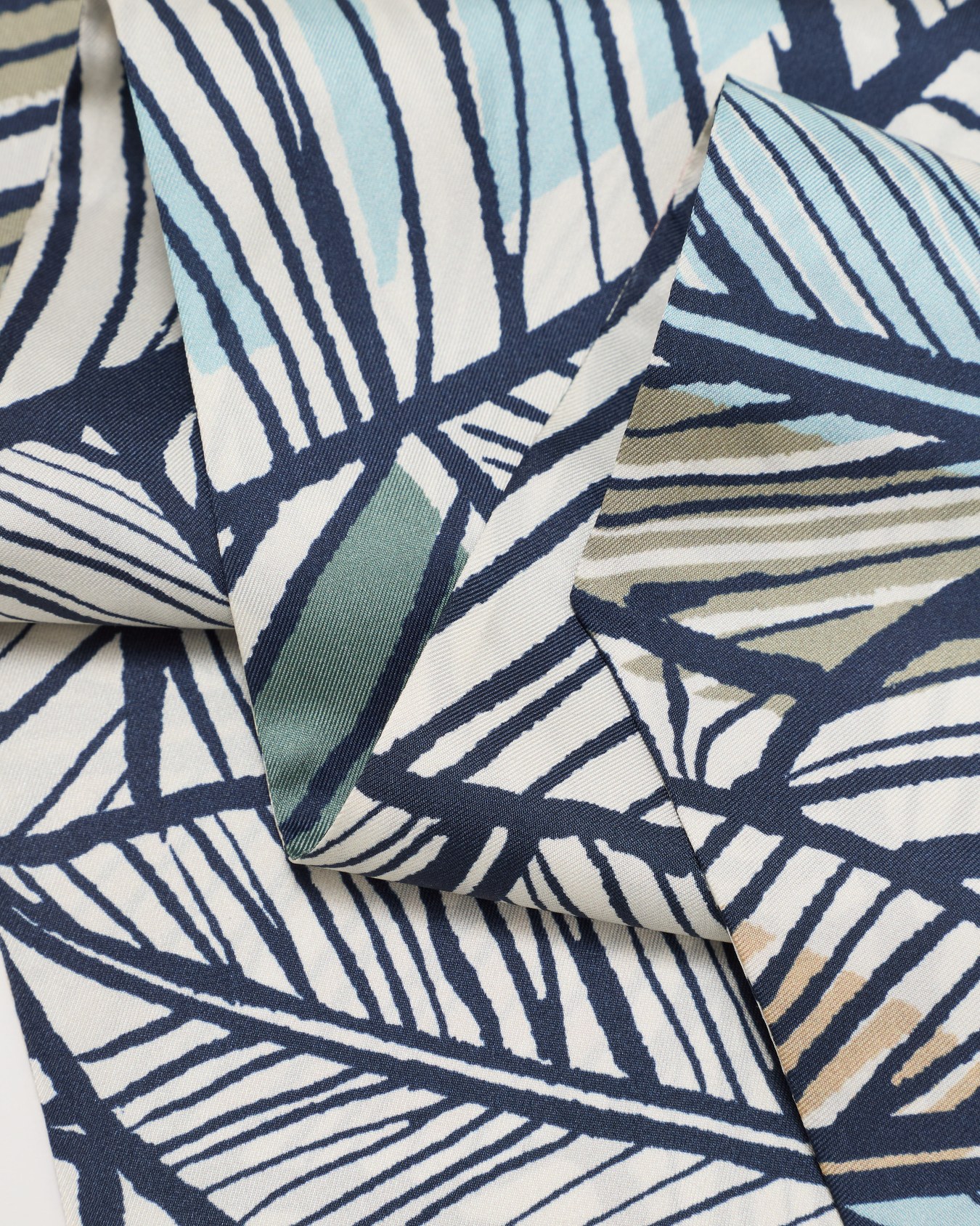 Printed silk scarf Slide 1