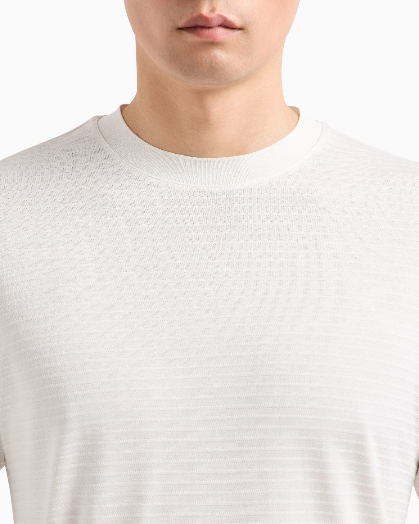 Embroidered viscose crew-neck T-Shirt Slide 4