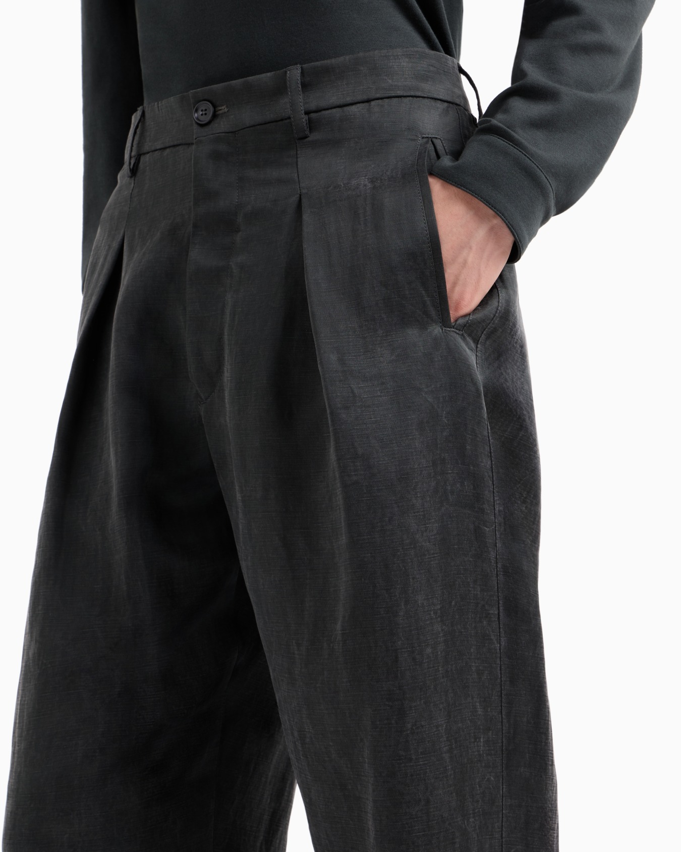 Pantalon à une pince en toile de lyocell et lin effet délavé Diapositive 5