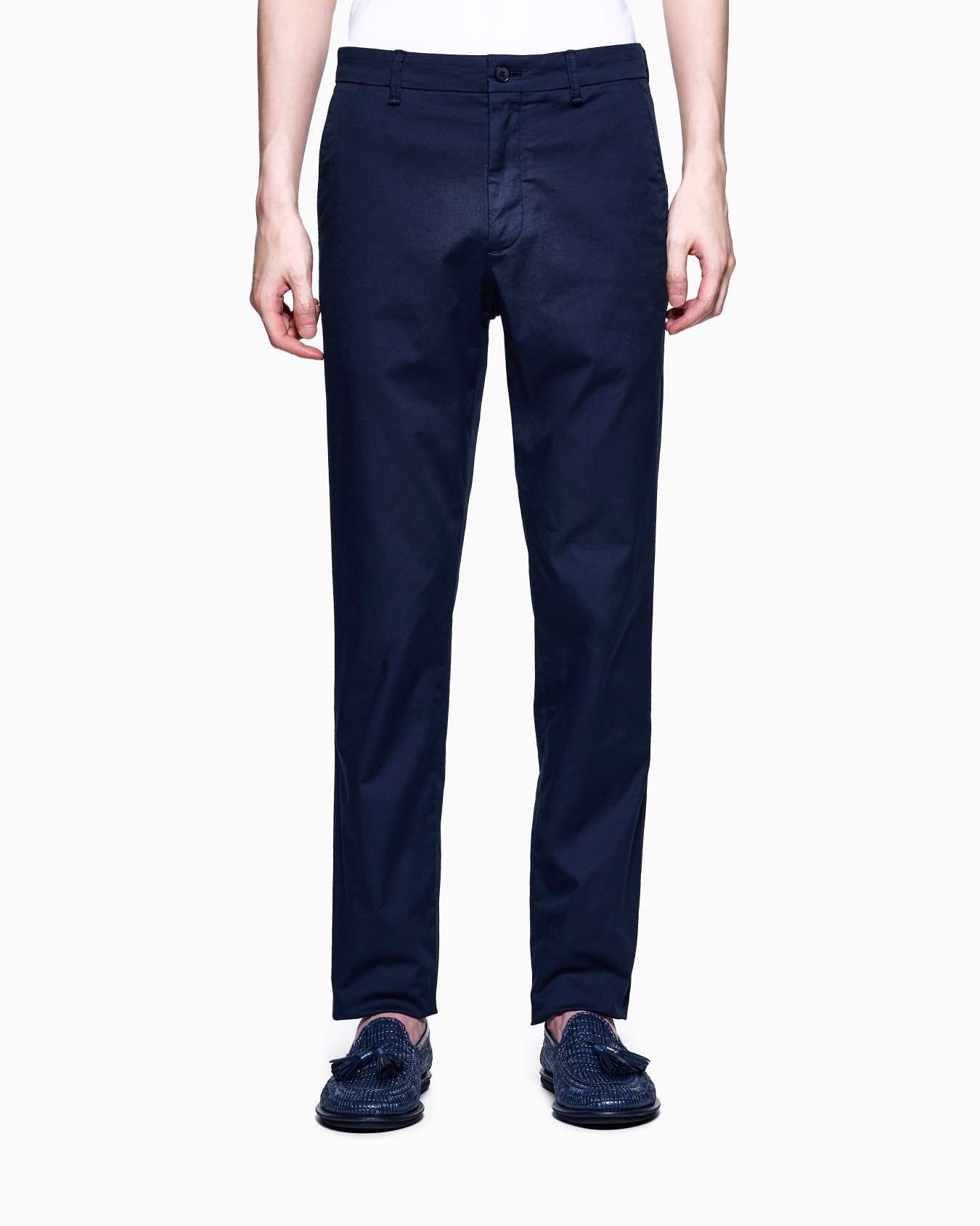 Flat-front trousers in stretch-cotton gabardine Slide 3