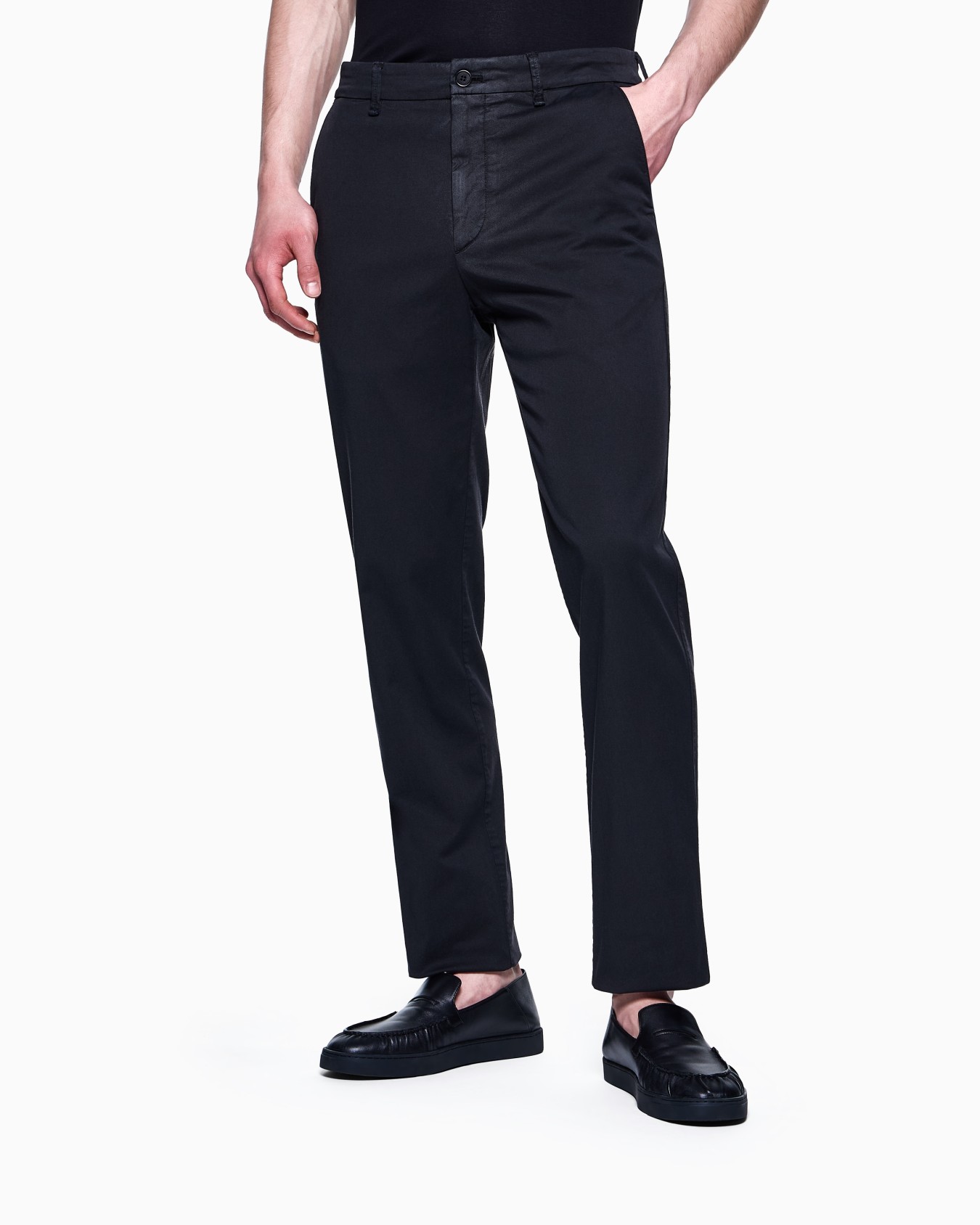 Flat-front trousers in stretch-cotton gabardine Slide 3