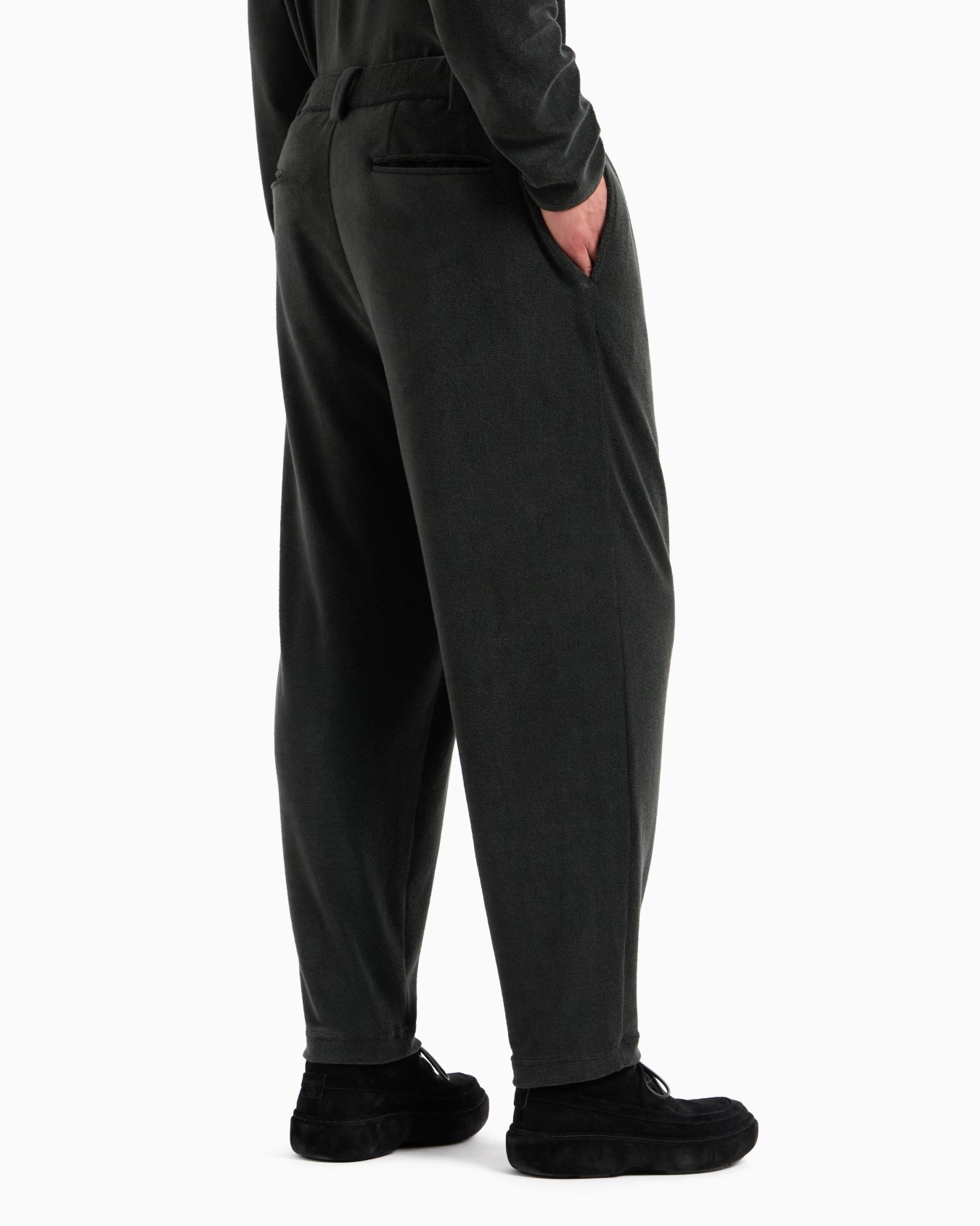 Cotton-blend single-darted trousers Slide 3
