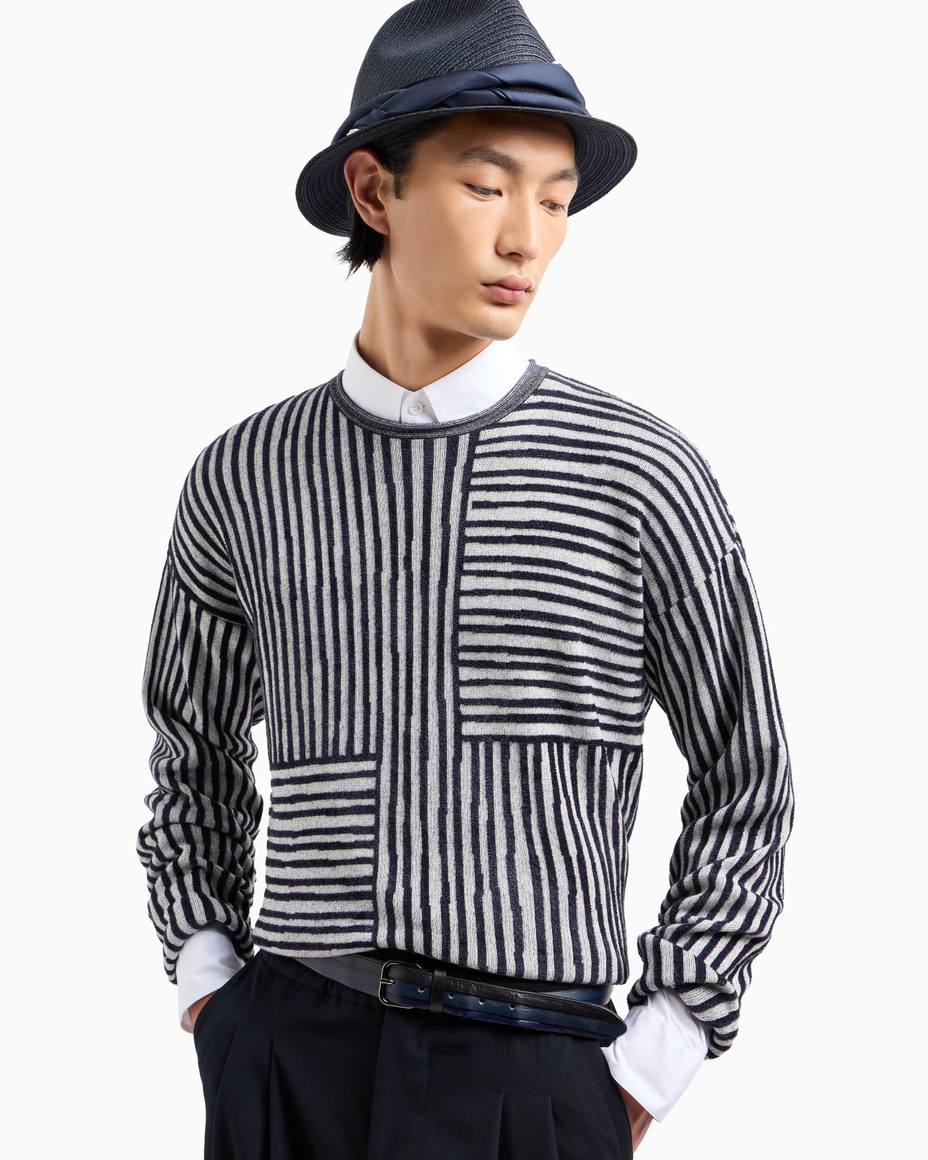 Crew-neck jumper in a viscose and cotton jacquard Slide 6