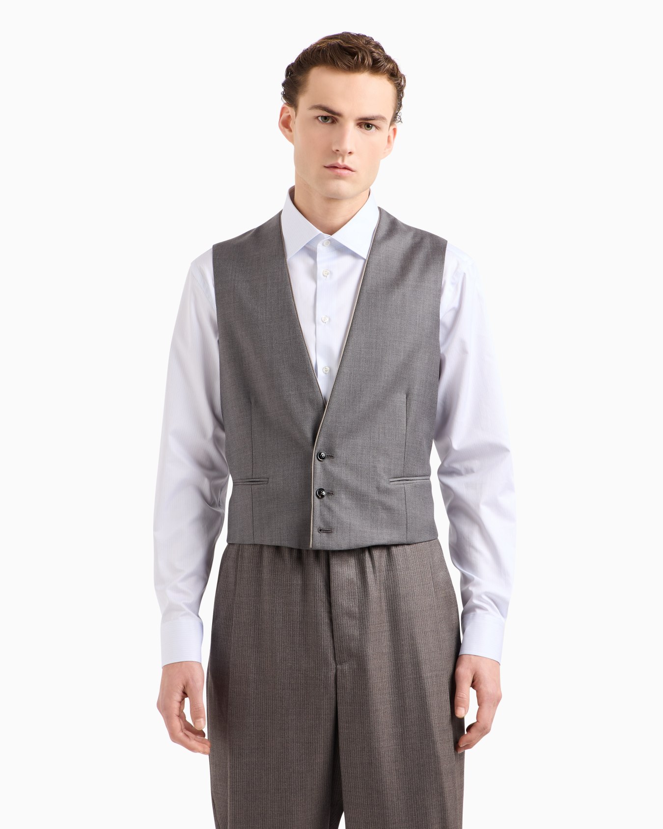 Single-breasted waistcoat in virgin wool and cashmere Slide 3