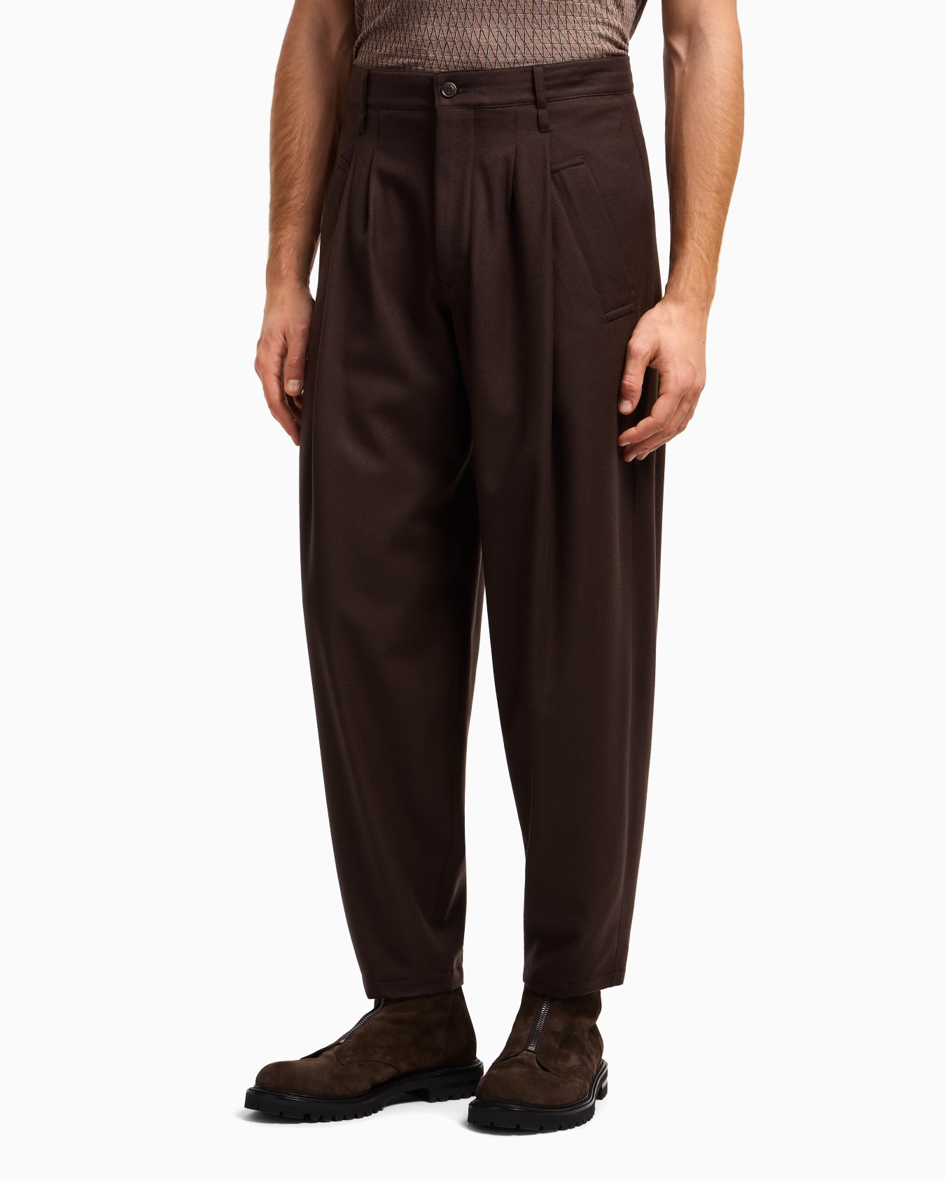Hose mit Bundfalte aus leichter Wolle Folie 4
