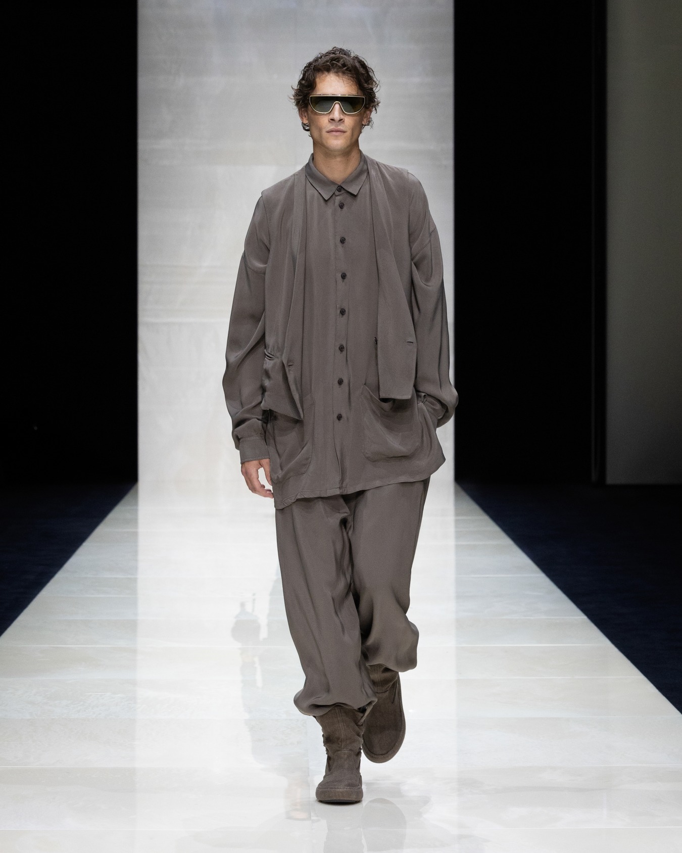 Hemdjacke aus Viskose Folie 8