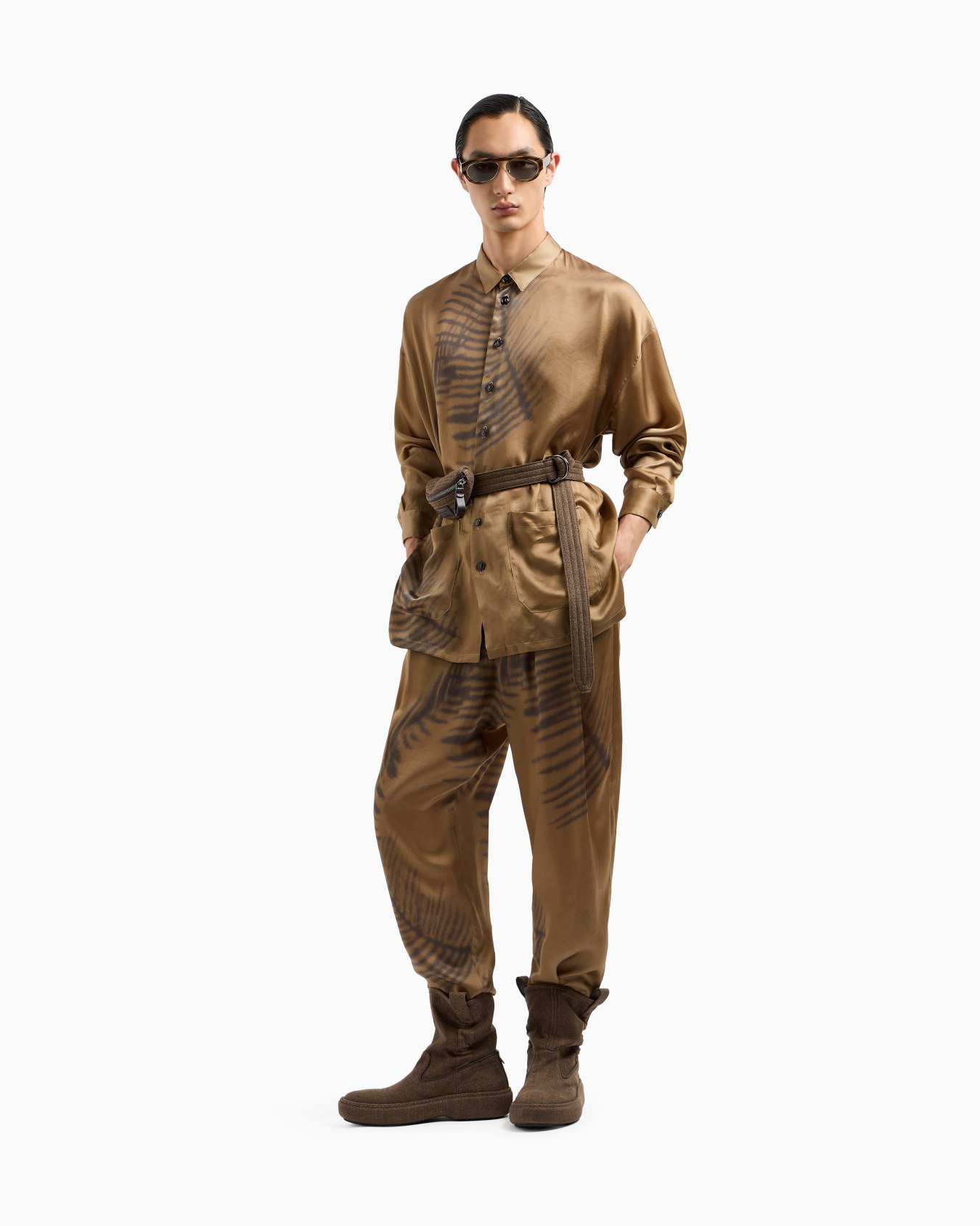 Hemdjacke aus bedrucktem Cupro Folie 2