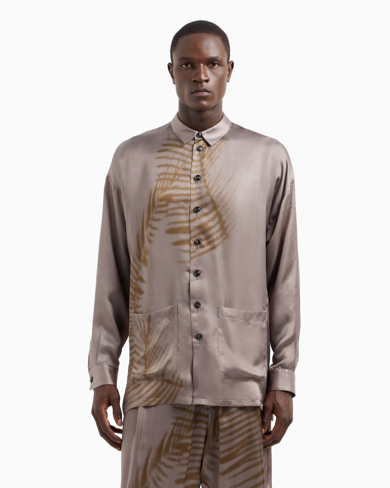 Hemdjacke aus bedrucktem Cupro Folie 3
