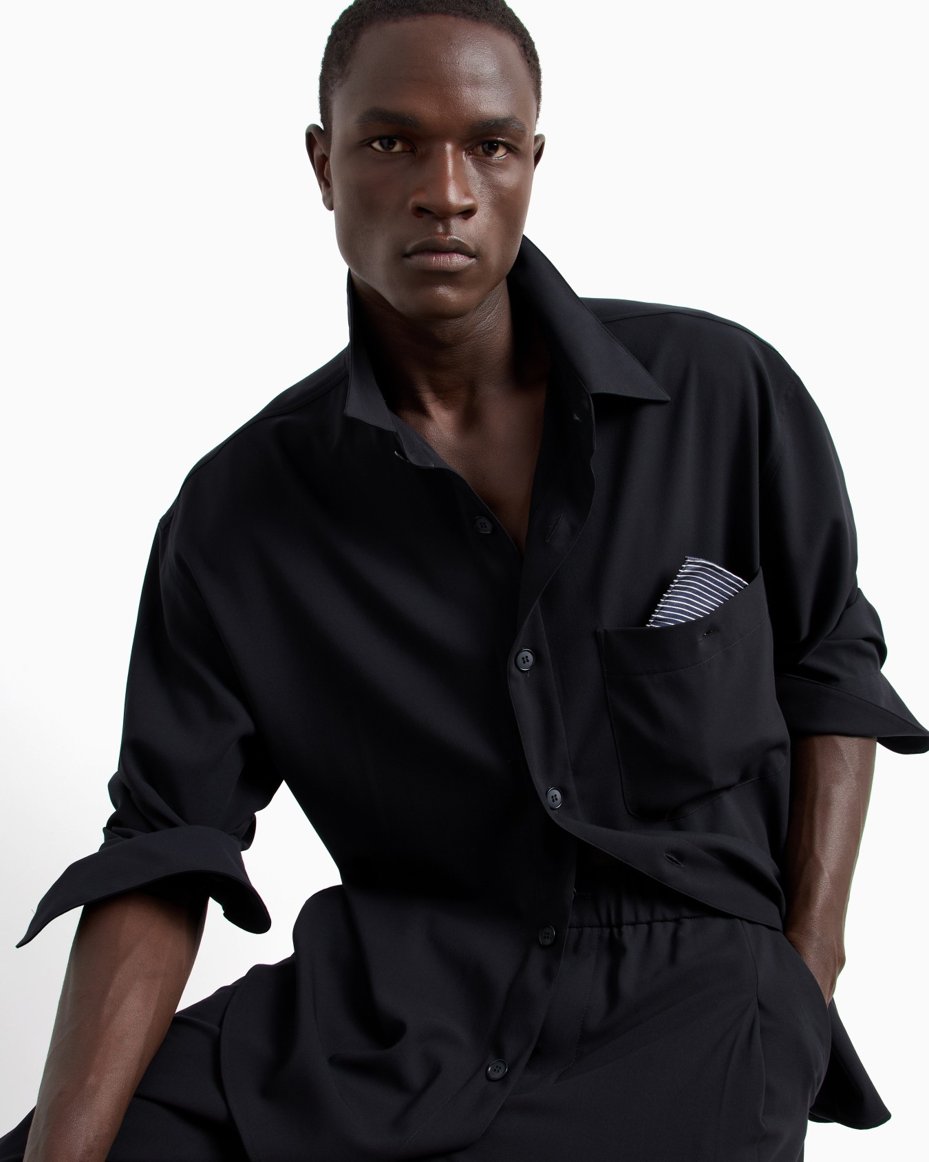 Loose-fit virgin wool crêpe shirt Slide 6