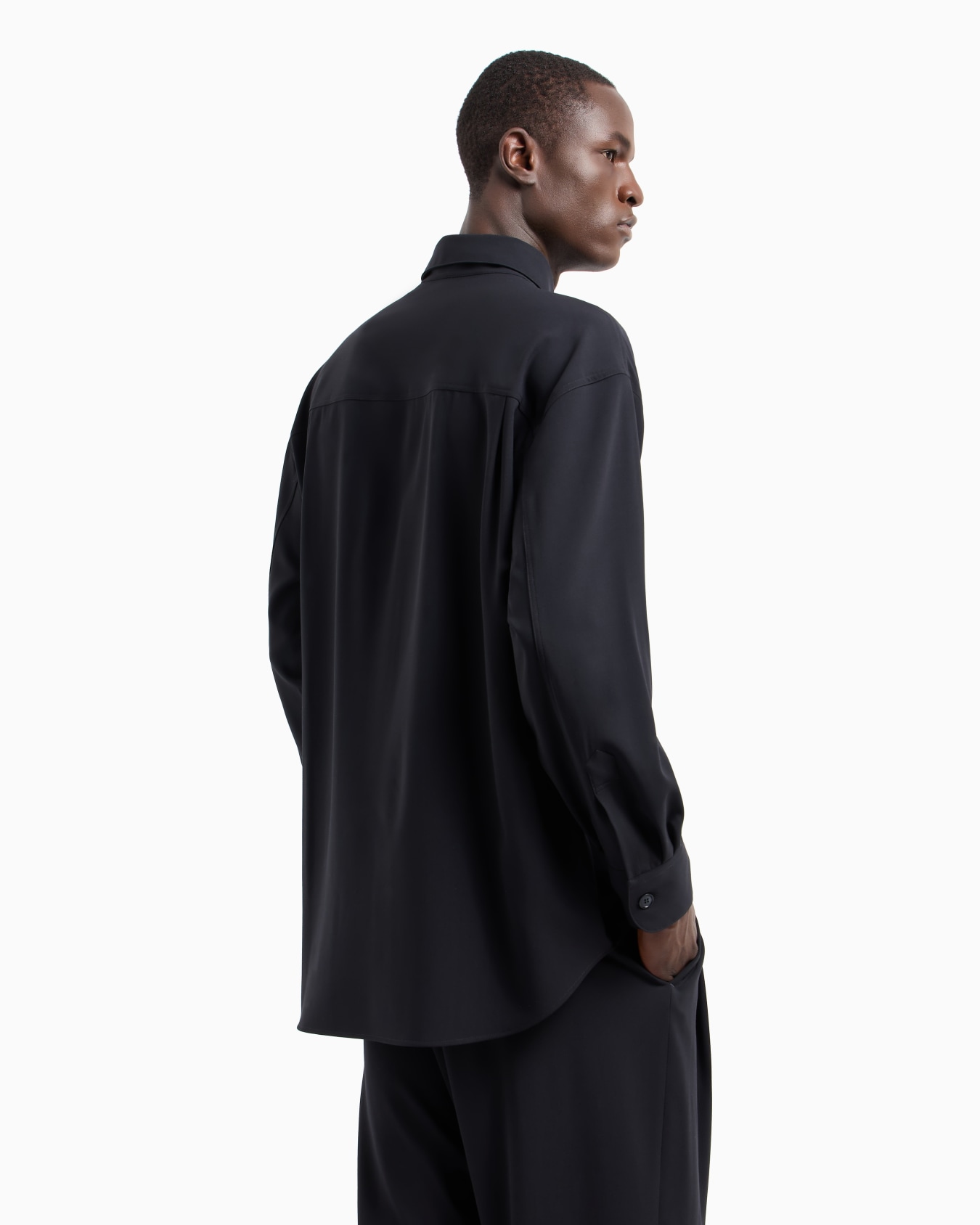 Loose-fit virgin wool crêpe shirt Slide 3