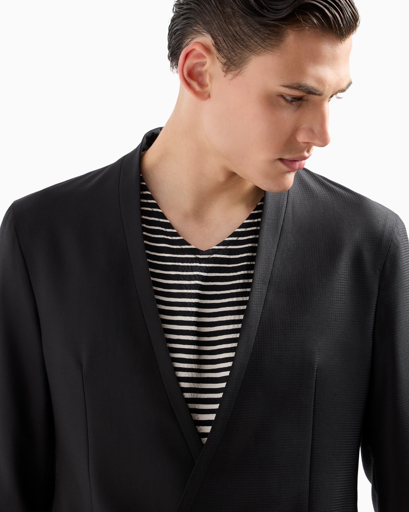 Upton Line double-breasted suit in a micro gingham virgin wool Slide 5