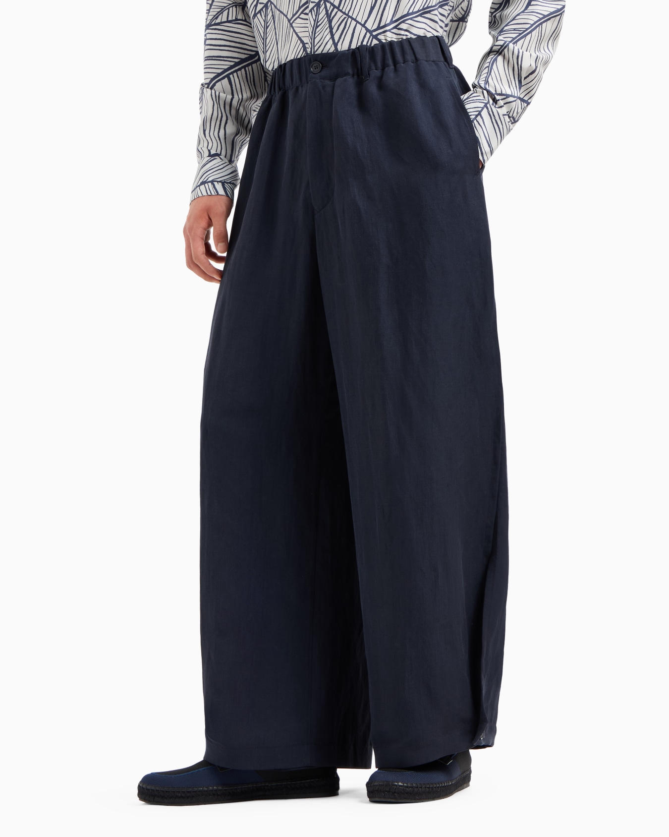 Linen and silk wide trousers Slide 4
