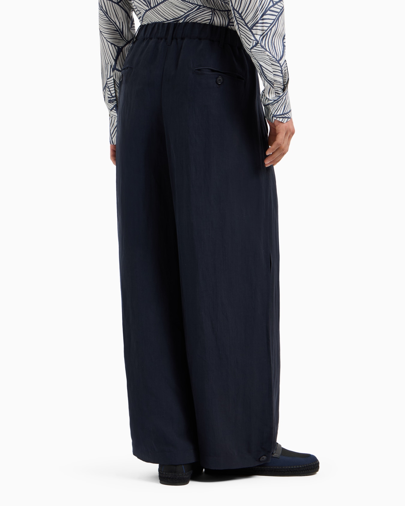 Linen and silk wide trousers Slide 3