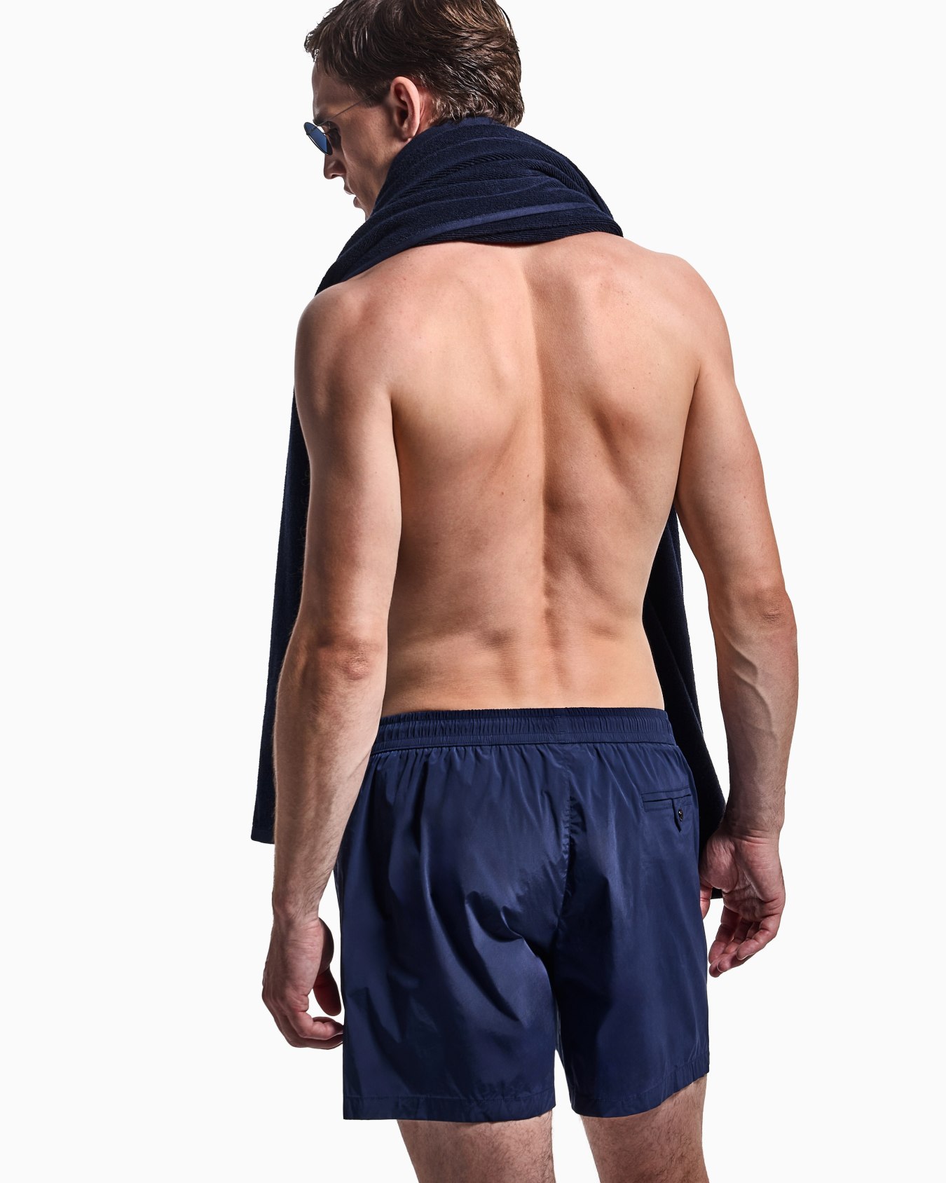 Elastic waist swim trunks Slide 5