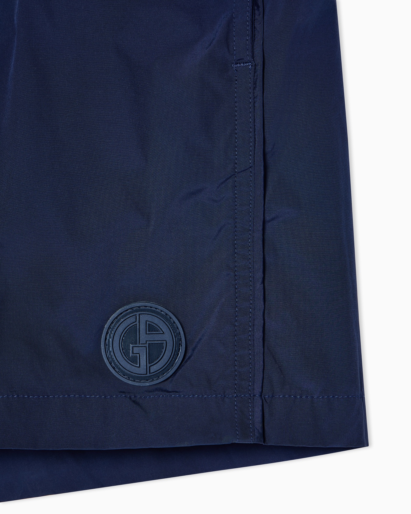 Elastic waist swim trunks Slide 3