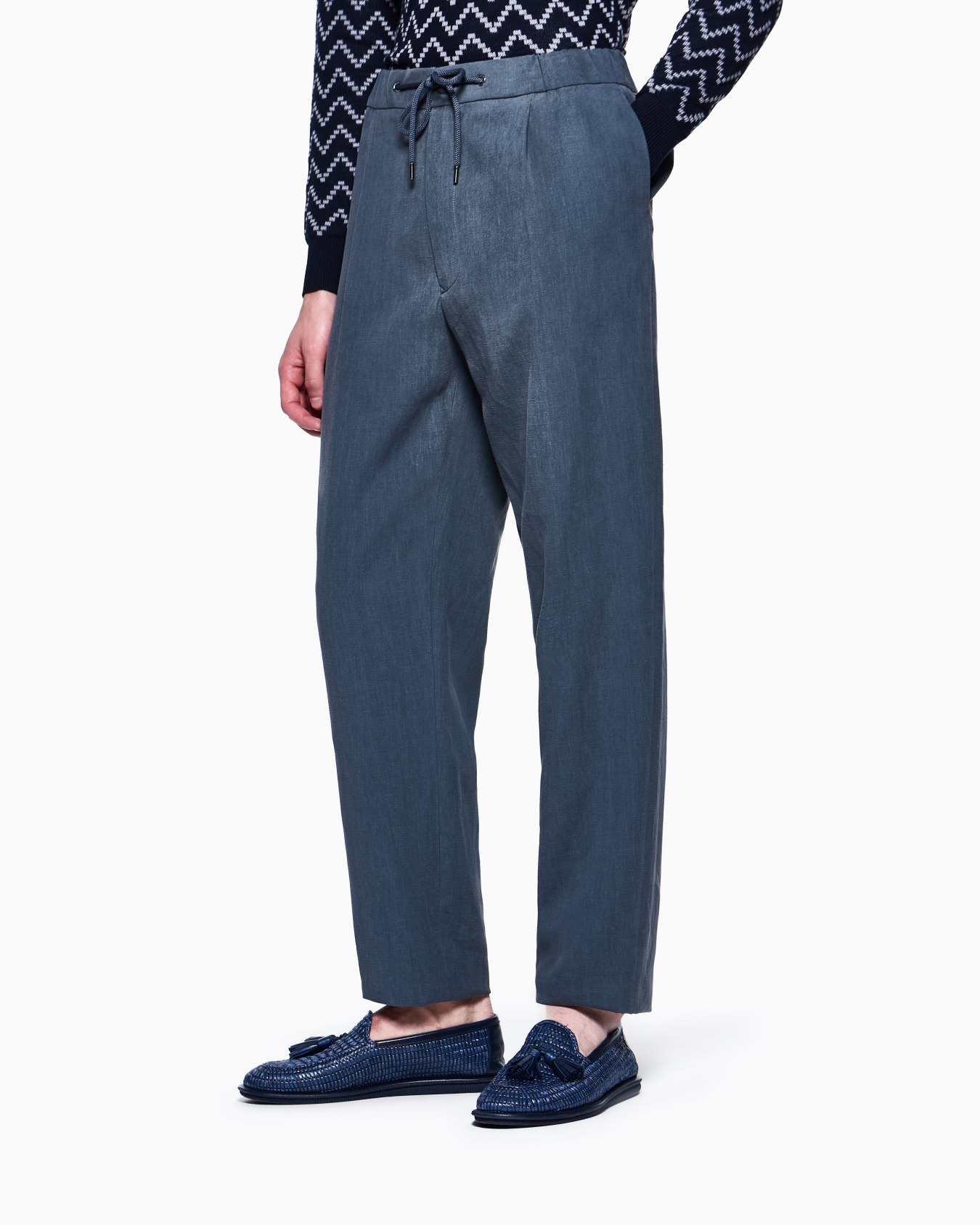 Single-pleat, linen-canvas trousers Slide 3